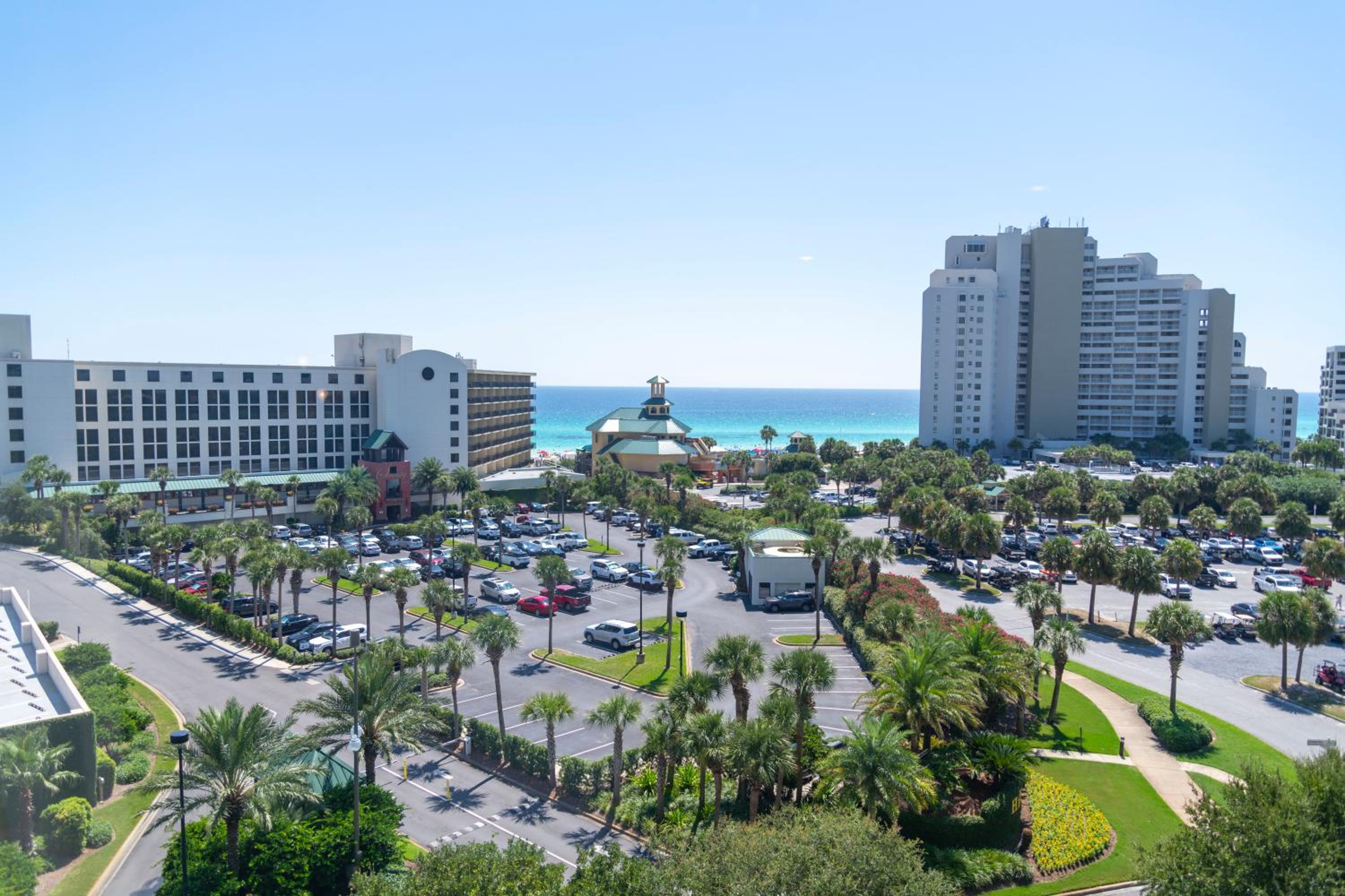 Luau 6534 in Sandestin by Skis and Seas Florida Beach Rentals Tram Included view 3