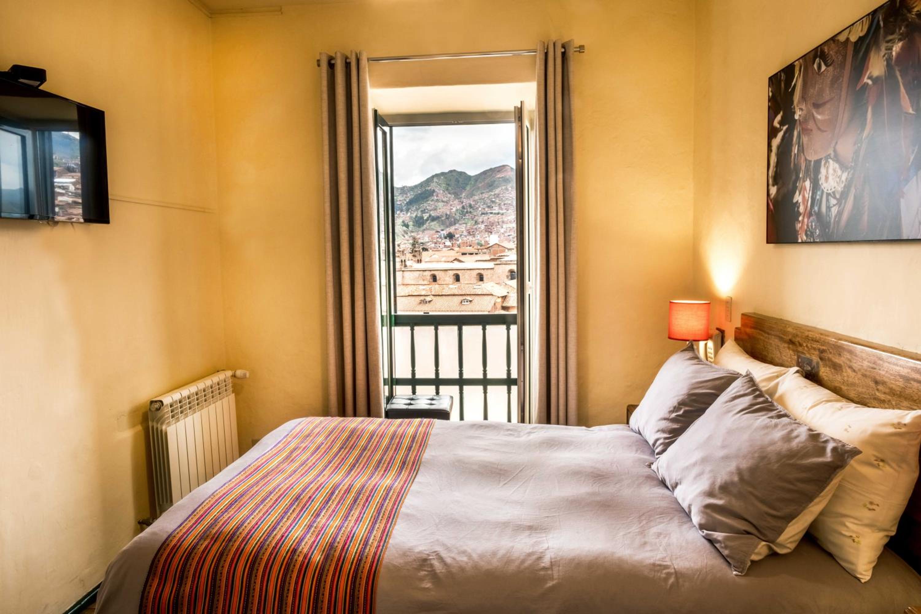 Hostal Corihuasi view 5