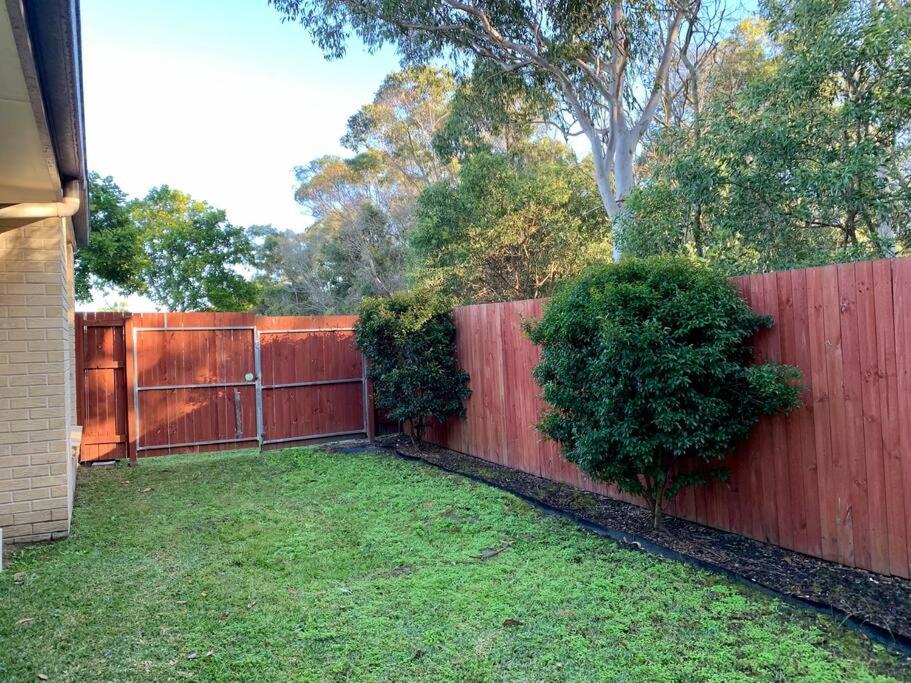 Sandstone Pt Pet friendly 4-bedroom home