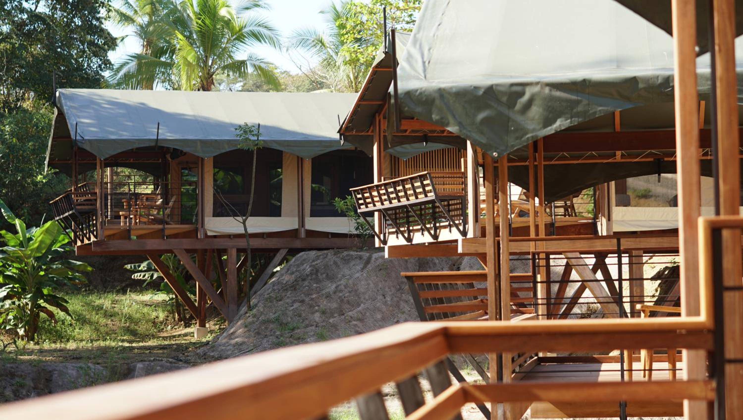 Hotel Sangha Retreat