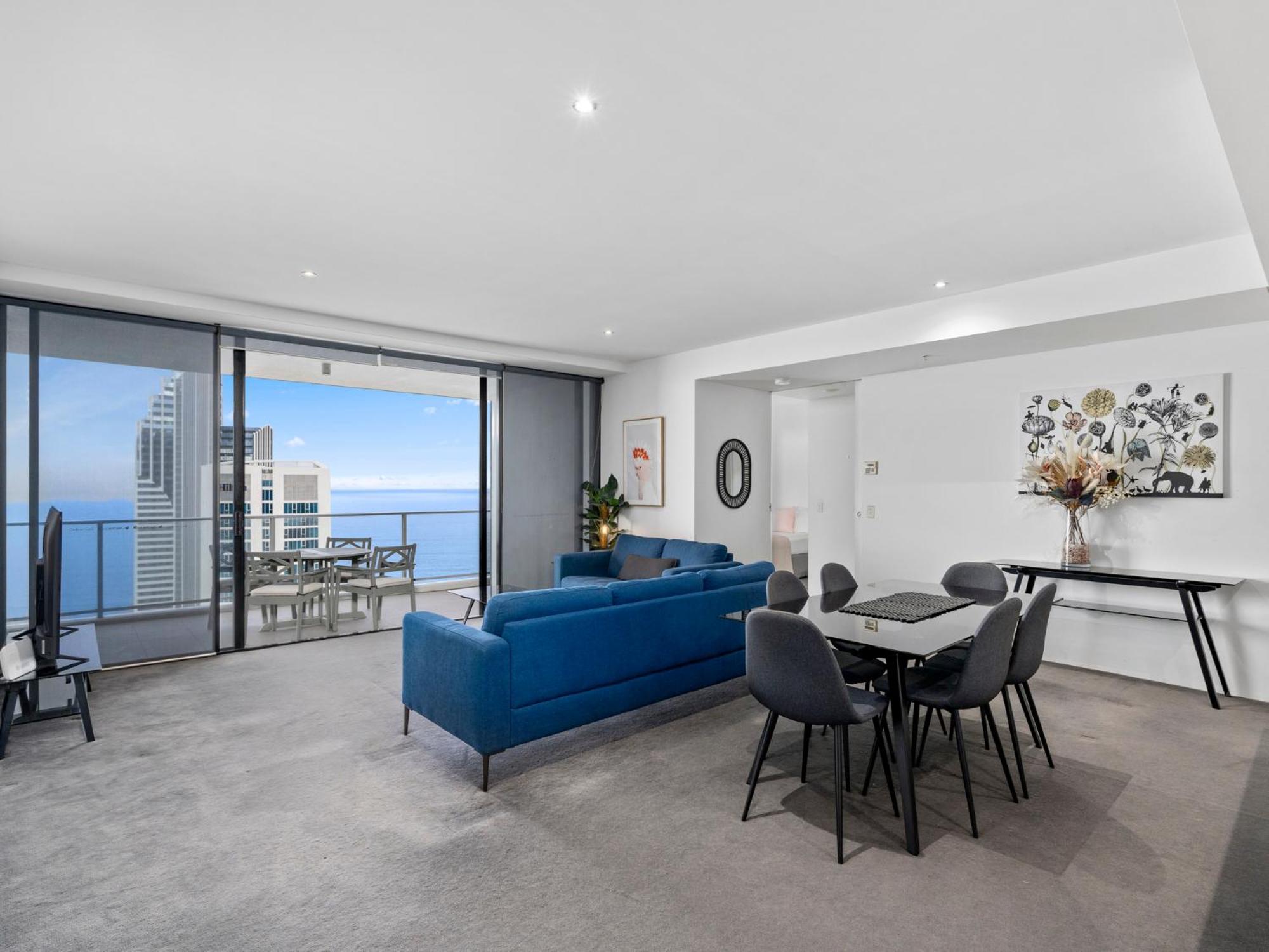 Circle on Cavill - Hosted by Coastal Letting Co.