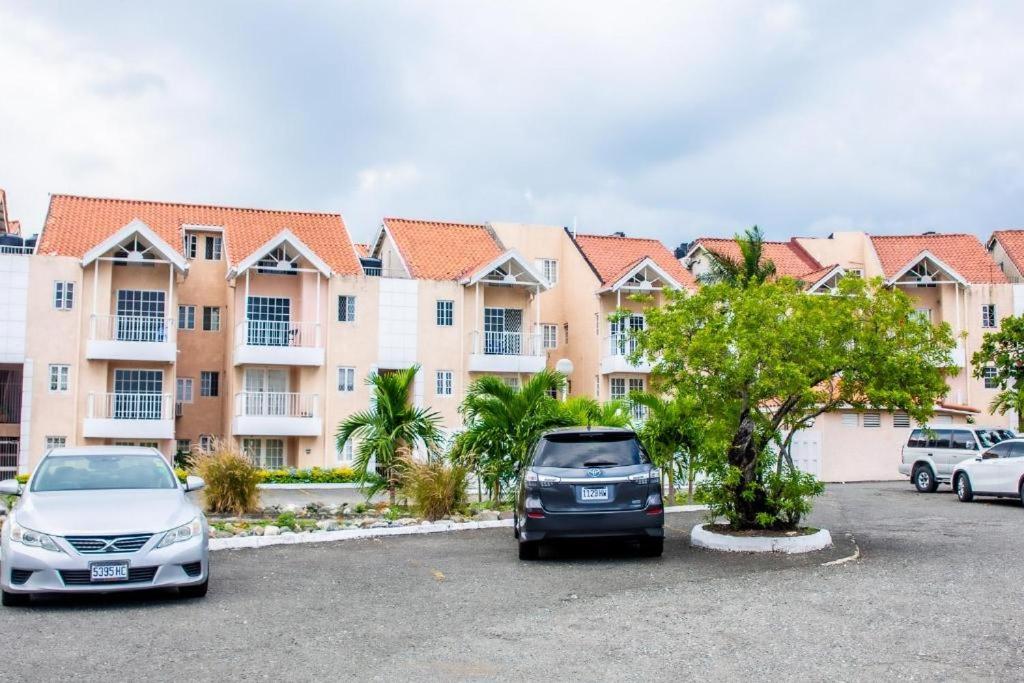 Finest Accommodation Apt # 424 Marley Manor Block 4 6 Marley Rd Kgn 6 view 2