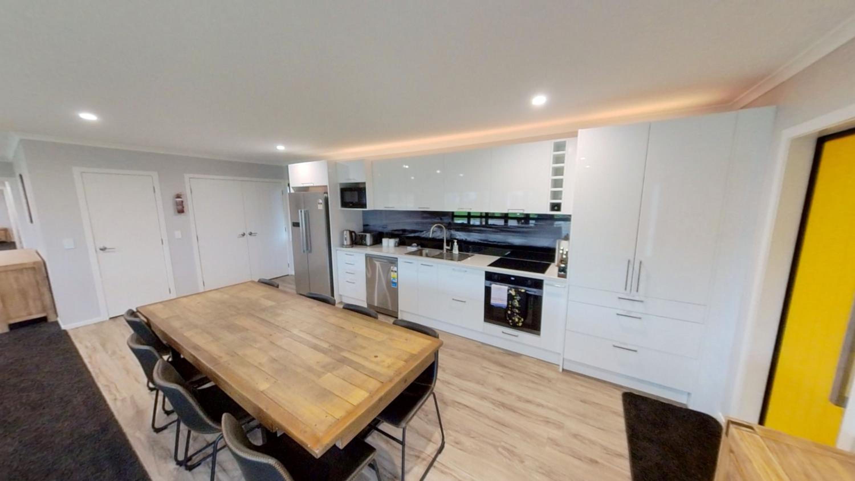 5 Bedroom, Solar on Snowmass Ohakune, Yellow Door view 5