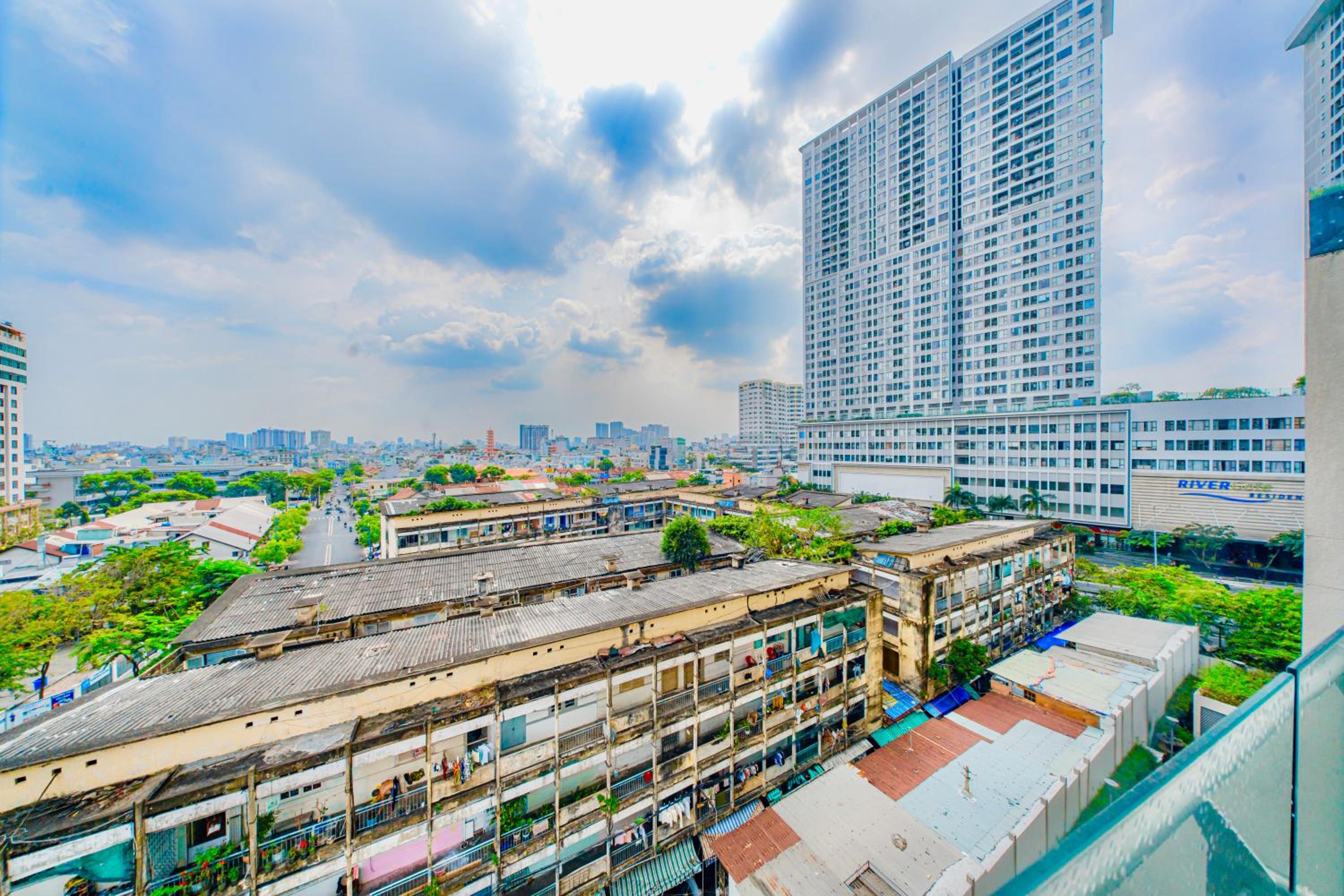 MONday Premium Aparts - HighClass Building and Central Spot