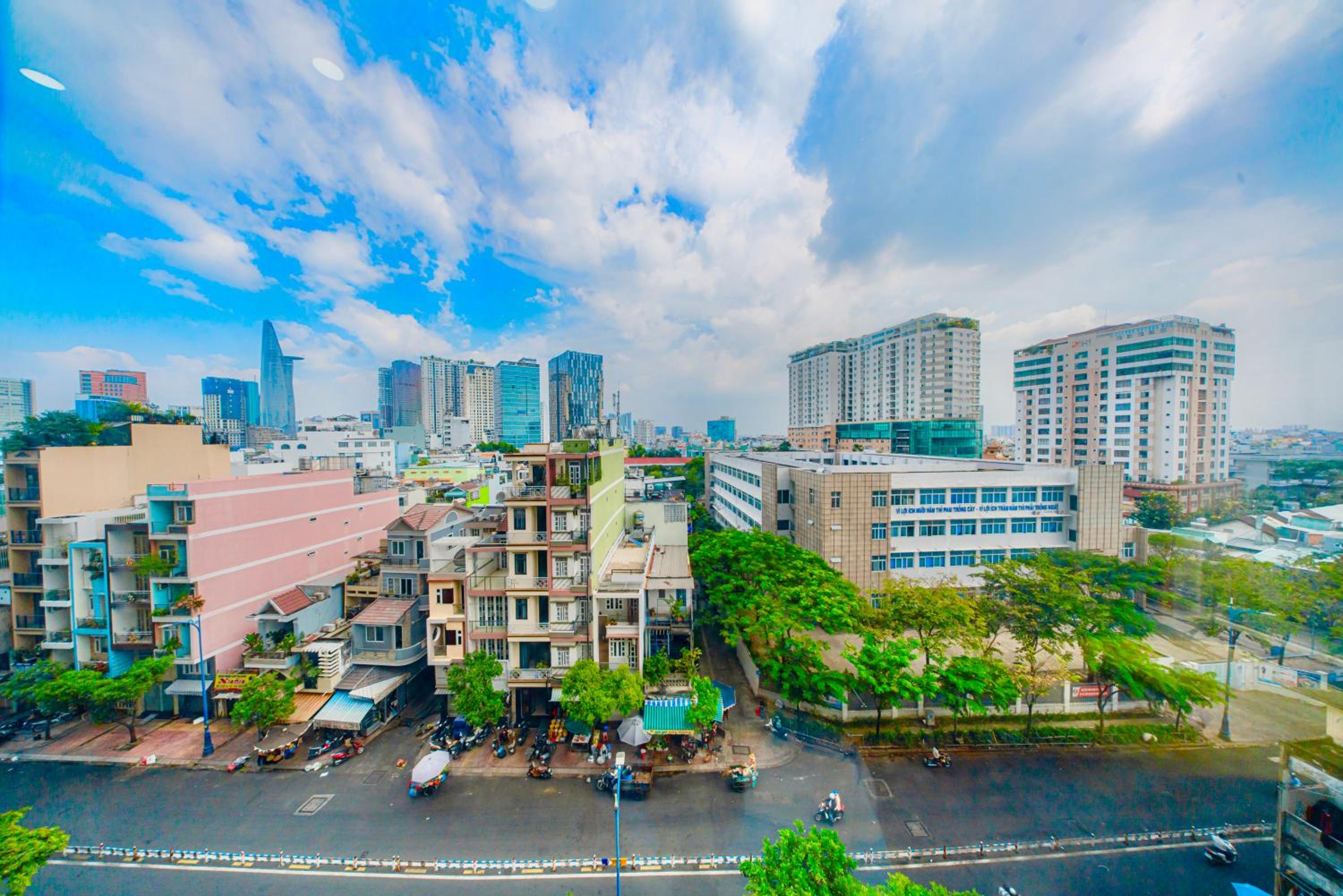 MONday Premium Aparts - HighClass Building and Central Spot