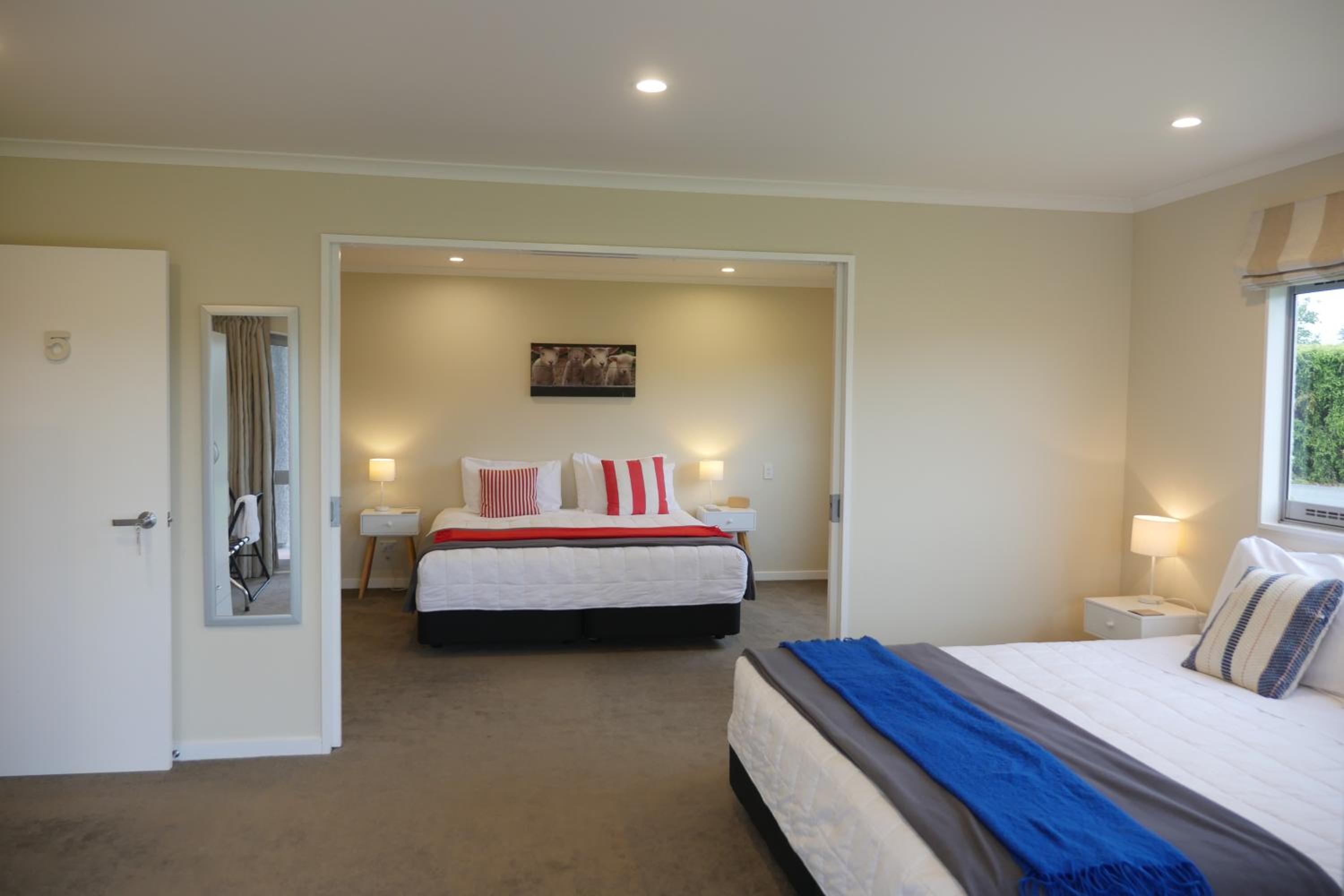 Lodge On St Georges