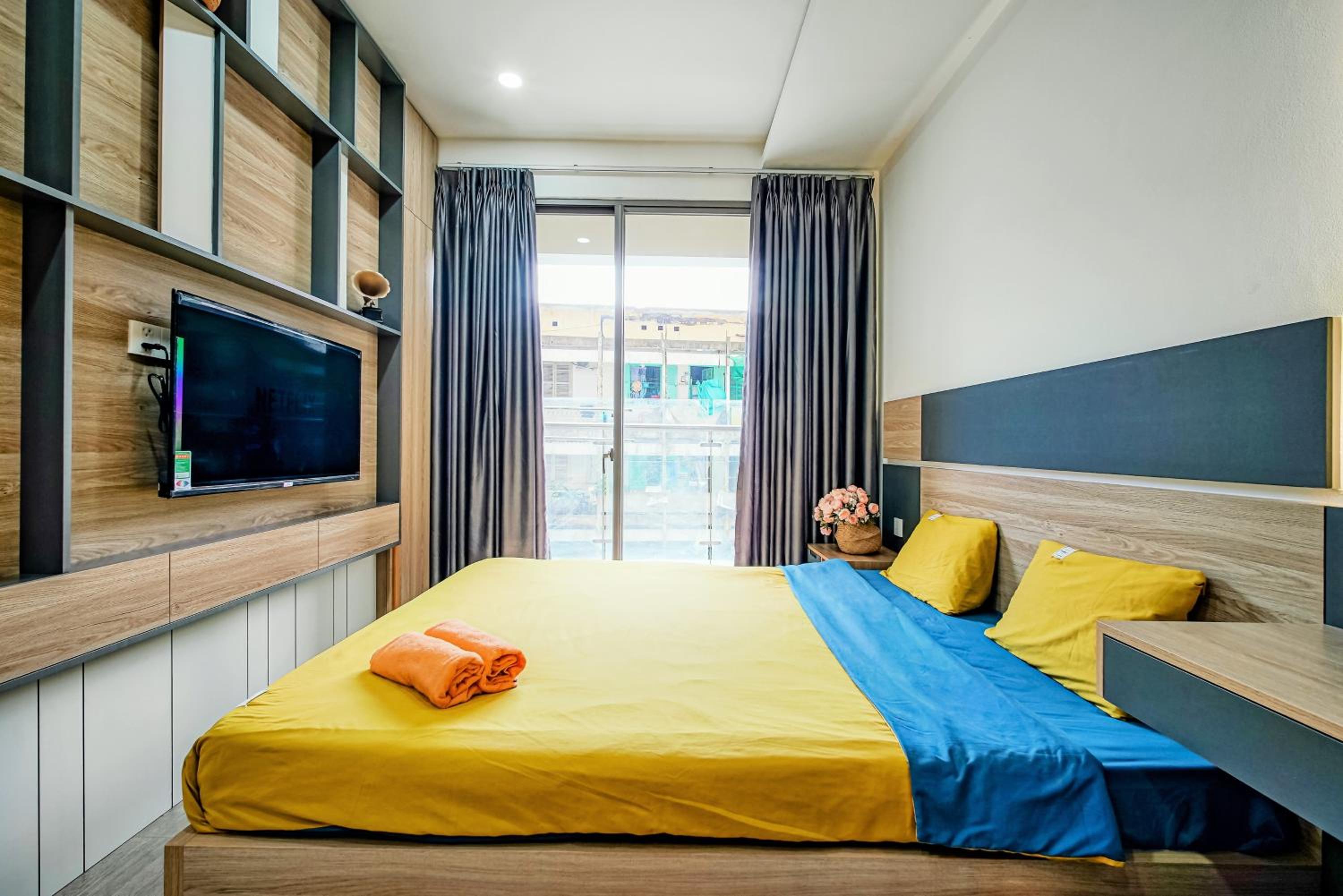MONday Premium Aparts - HighClass Building and Central Spot