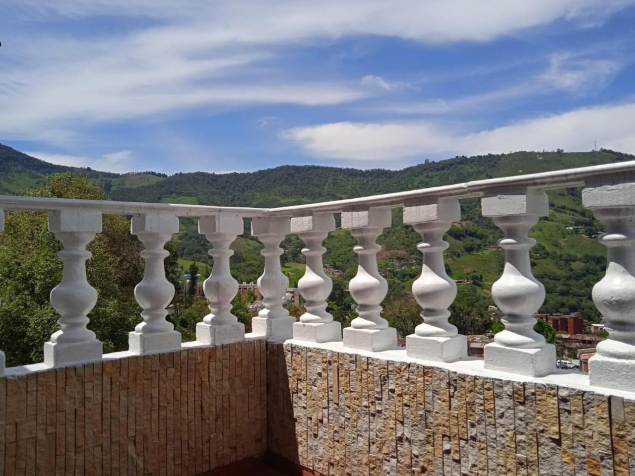El Balcón De Las Montañas