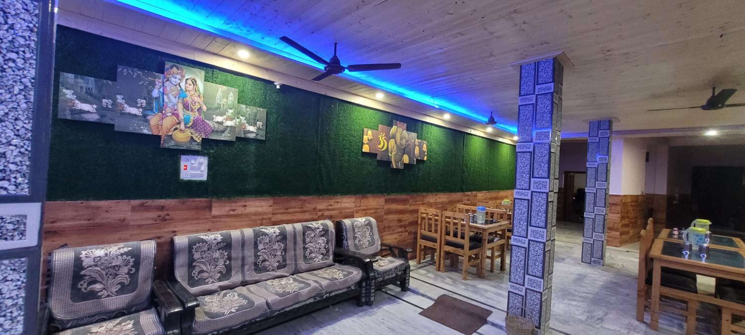 Hotel MountMemory , Barkot-Yamunotri view 3