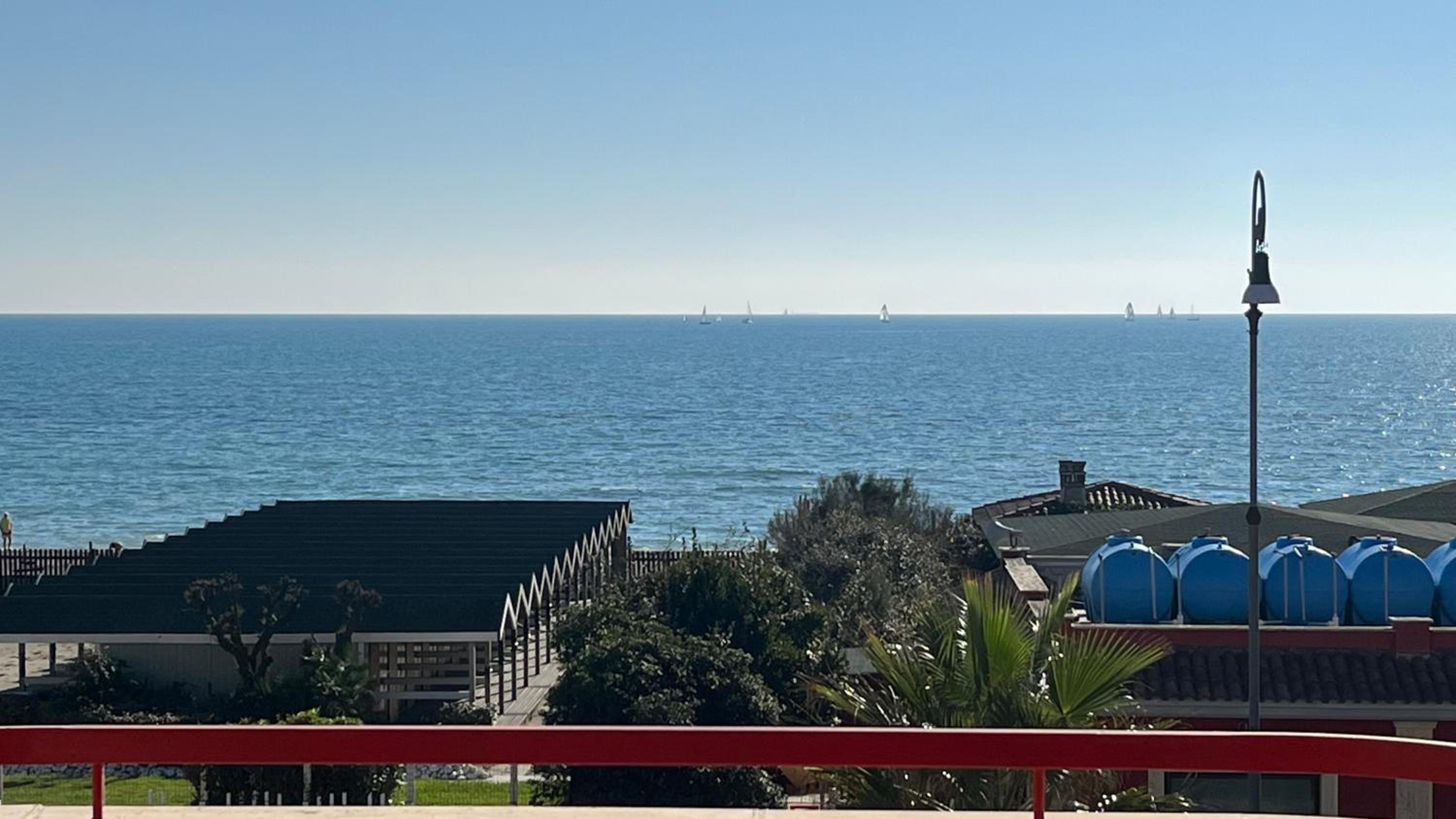 appartamento fronte mare photo 2