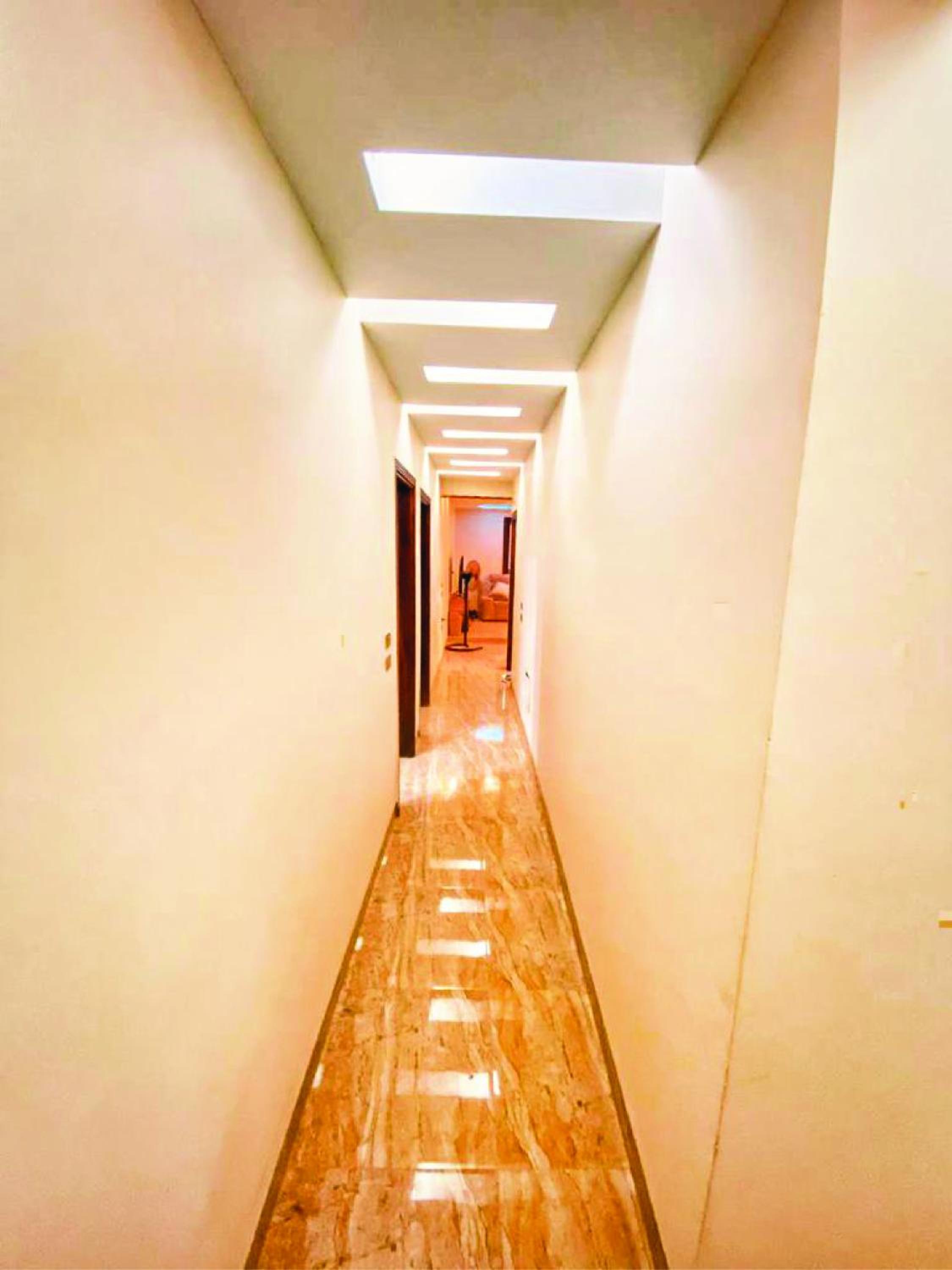 Pyramids Cleopatra Luxurious
