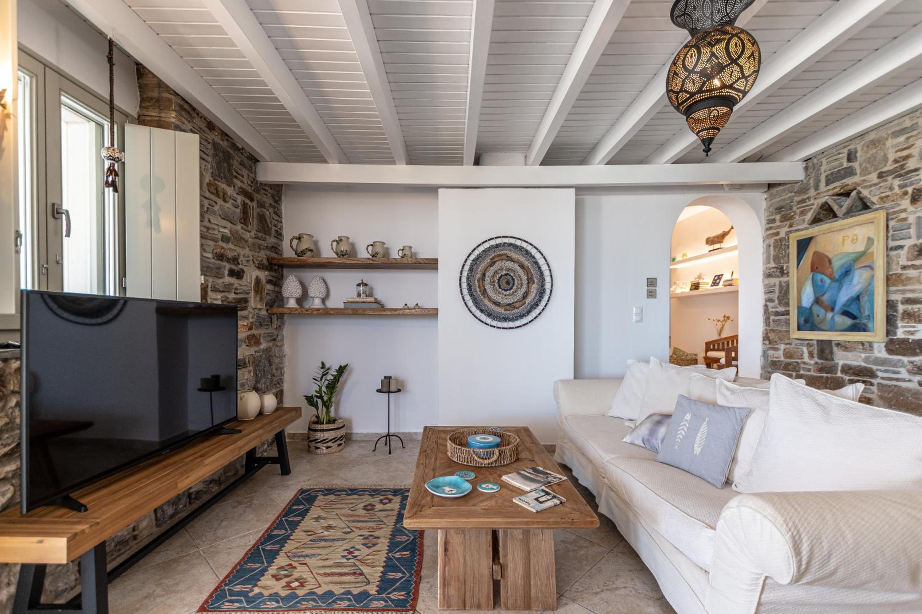 Casa Solmar, Stelida Naxos, by NaxosVibe