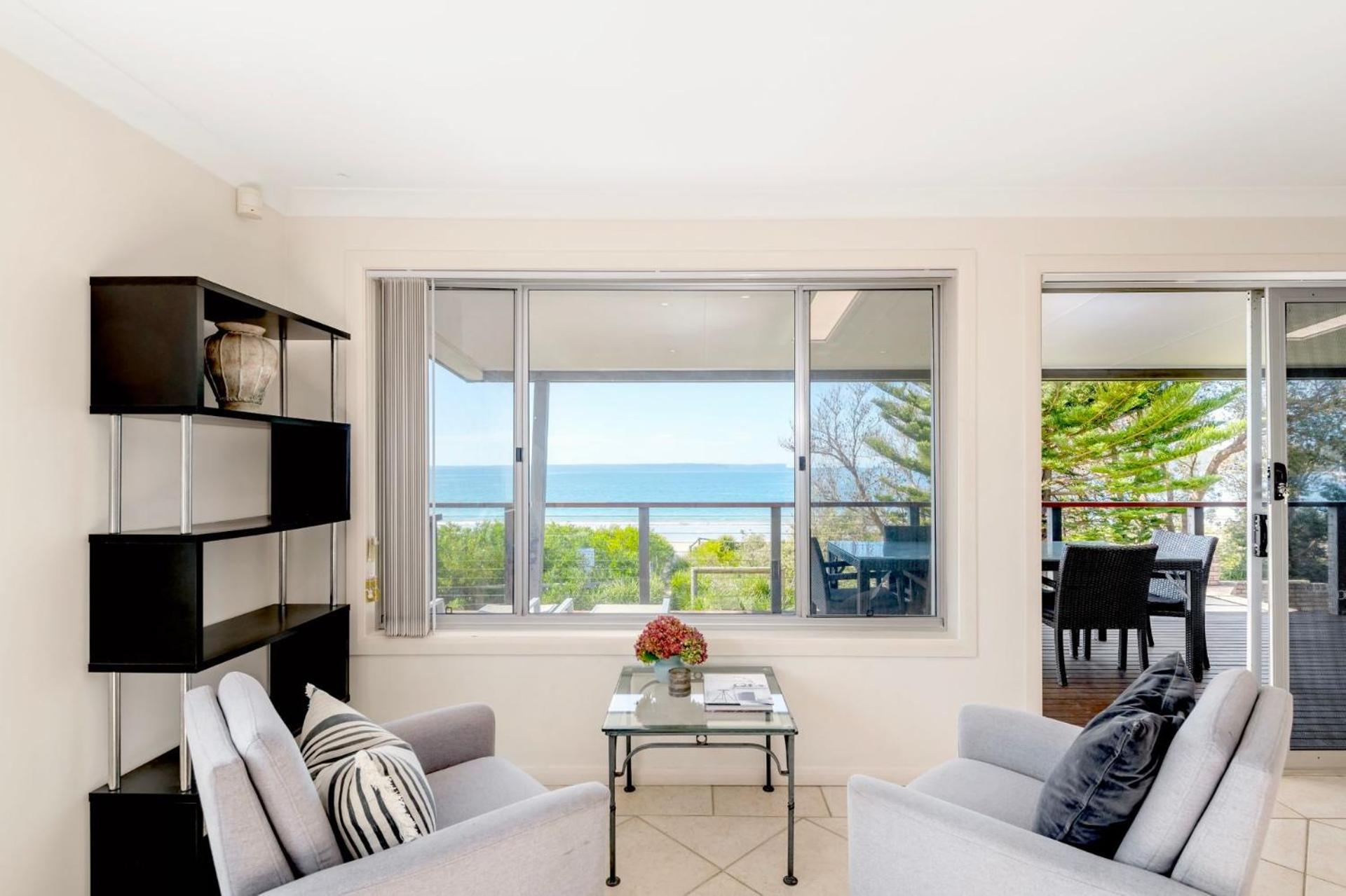 Aqua Vista - beachfront 4BR Home with ocean views