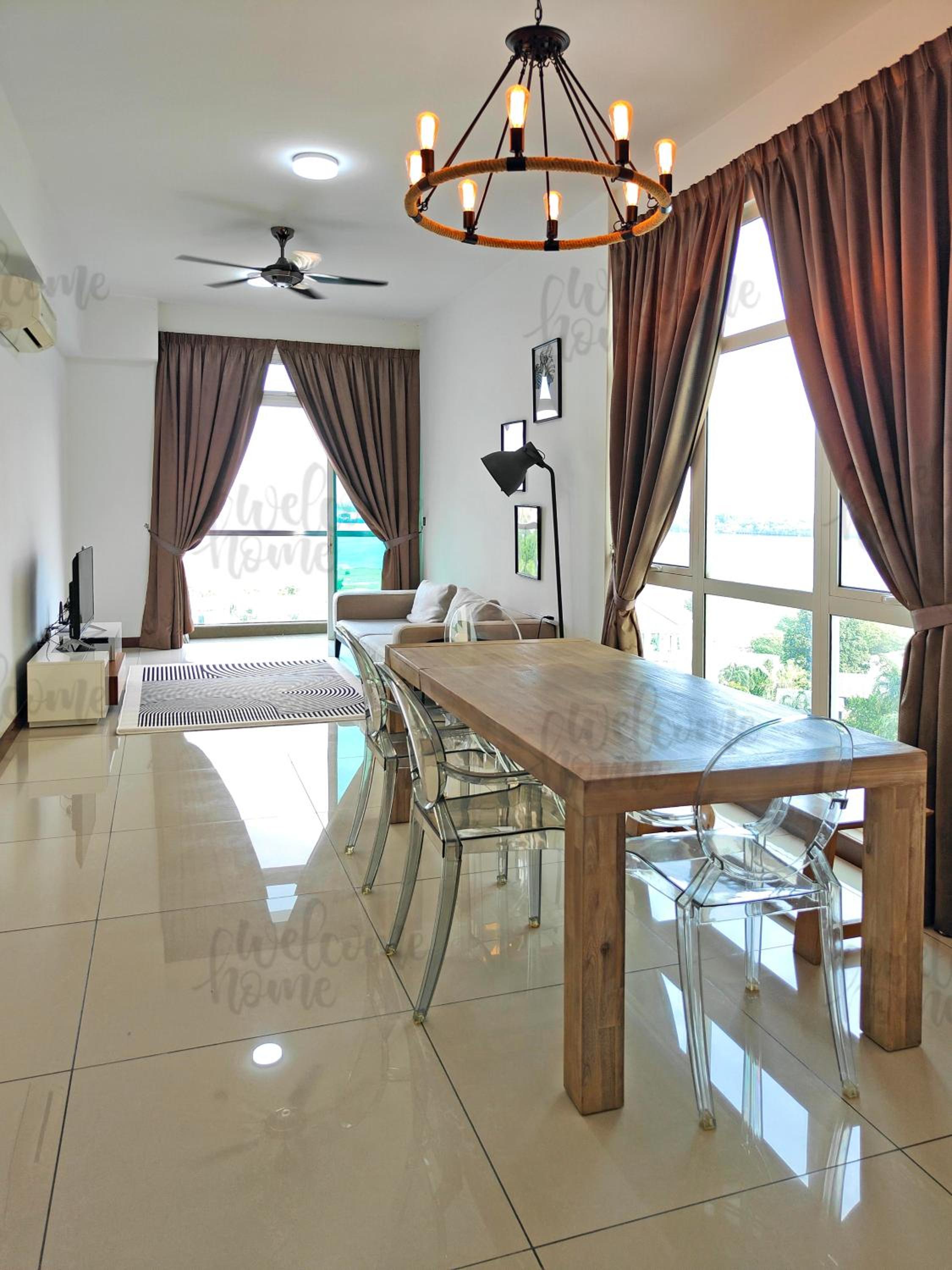 Paragon Residences Straits View Homestay by WELCOME HOME