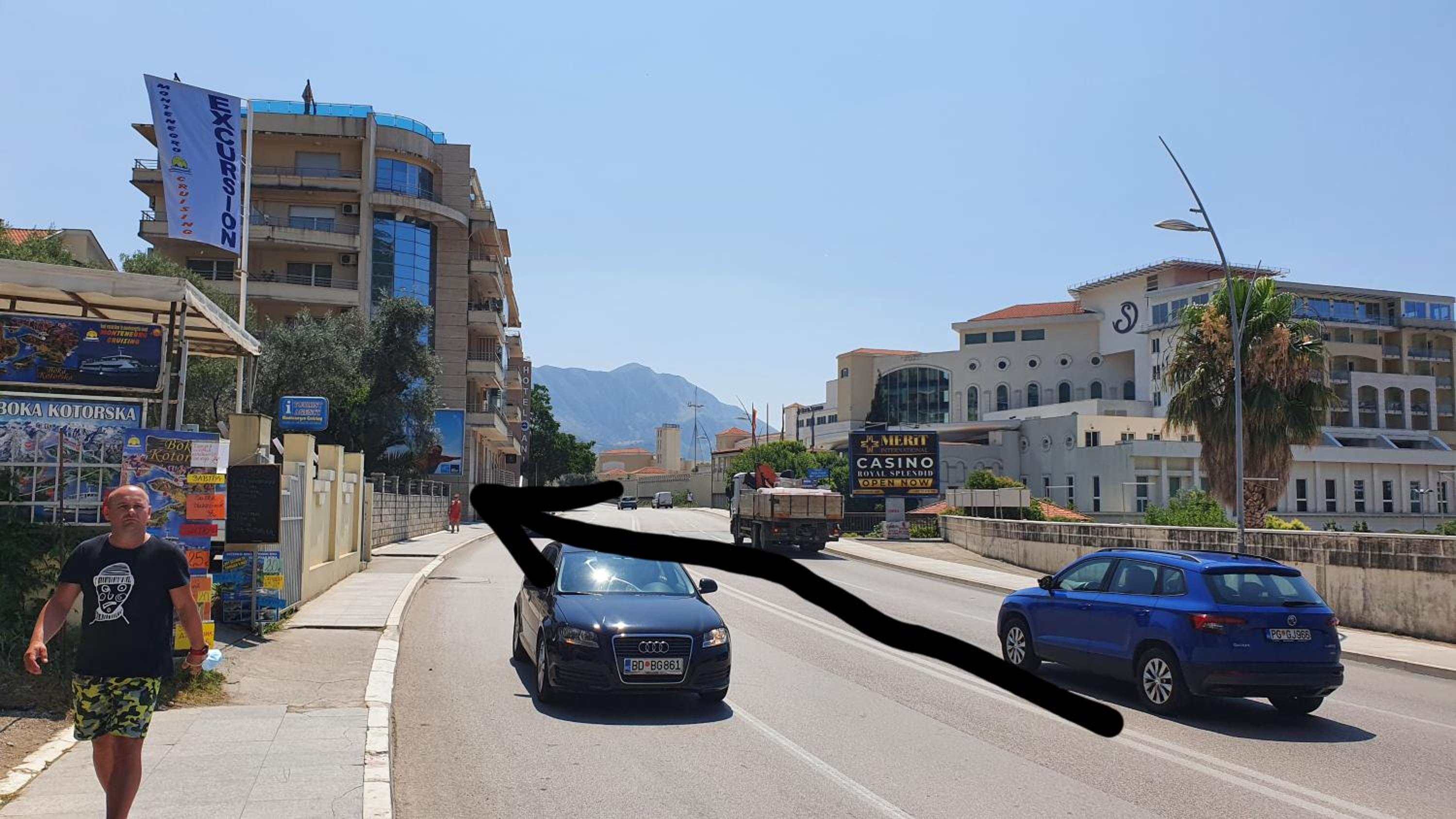 Hotel Mini Candy central location Bečići - Image 1