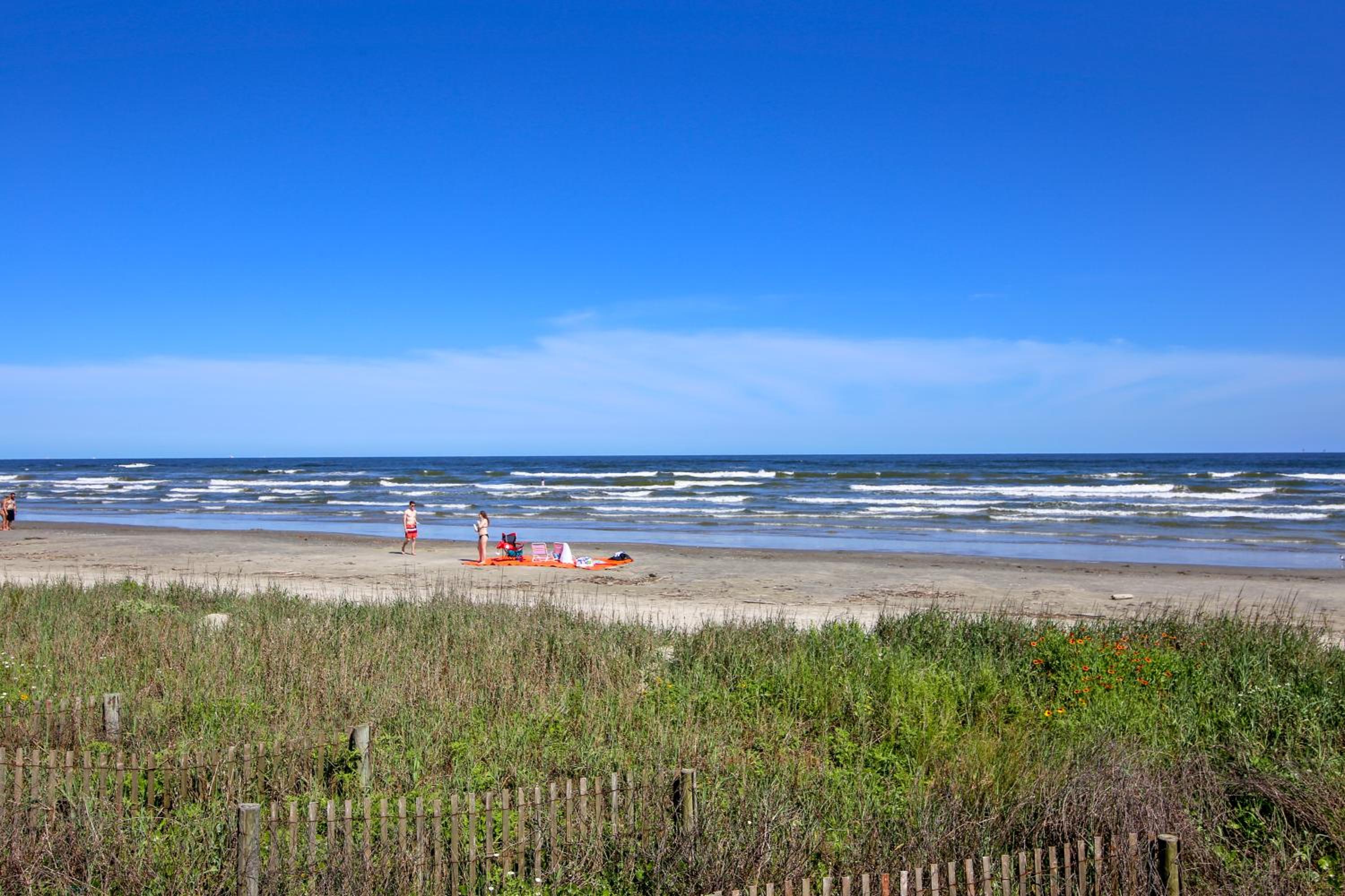 Sunny Beach Sandcastle Cottage view 4