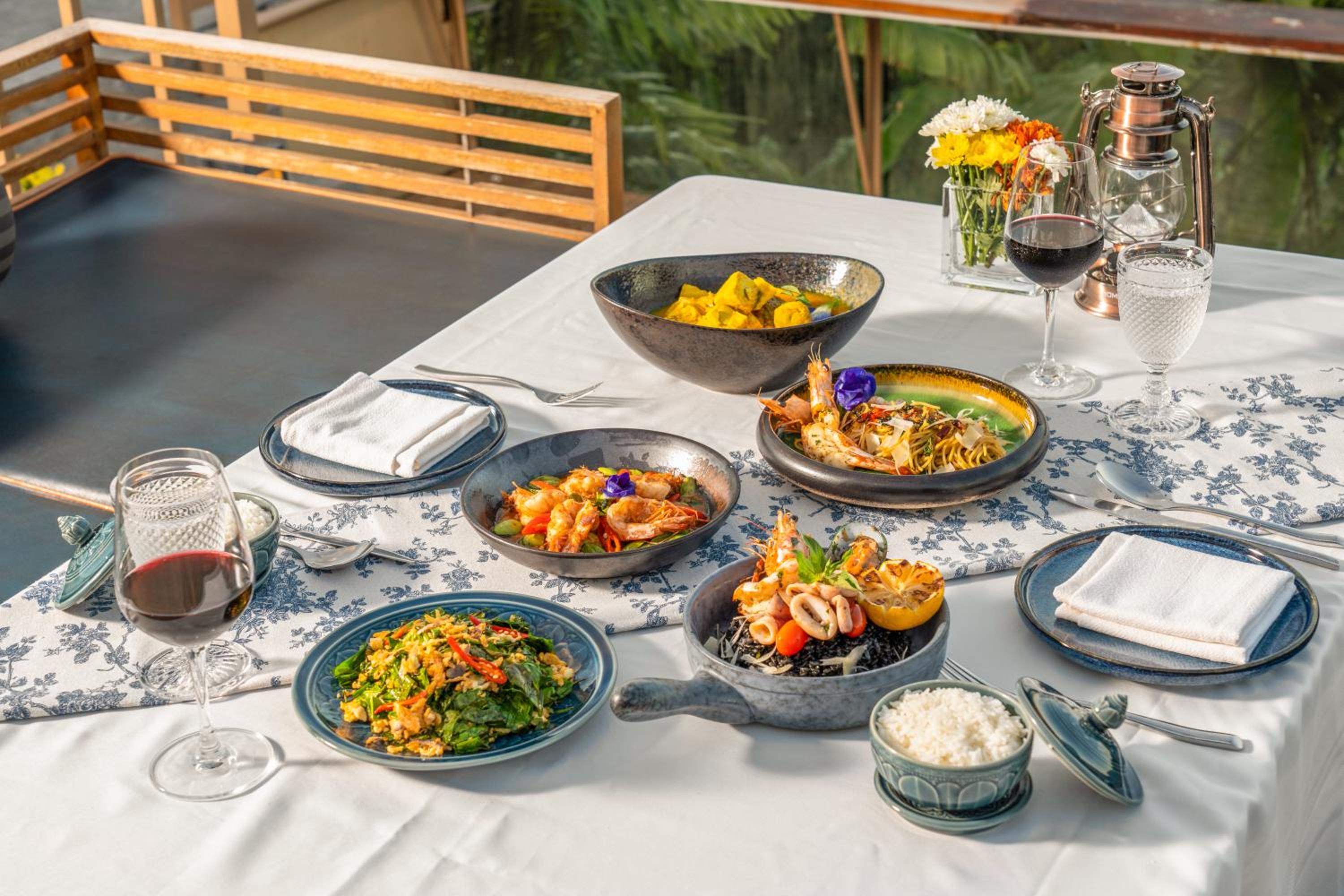 dining