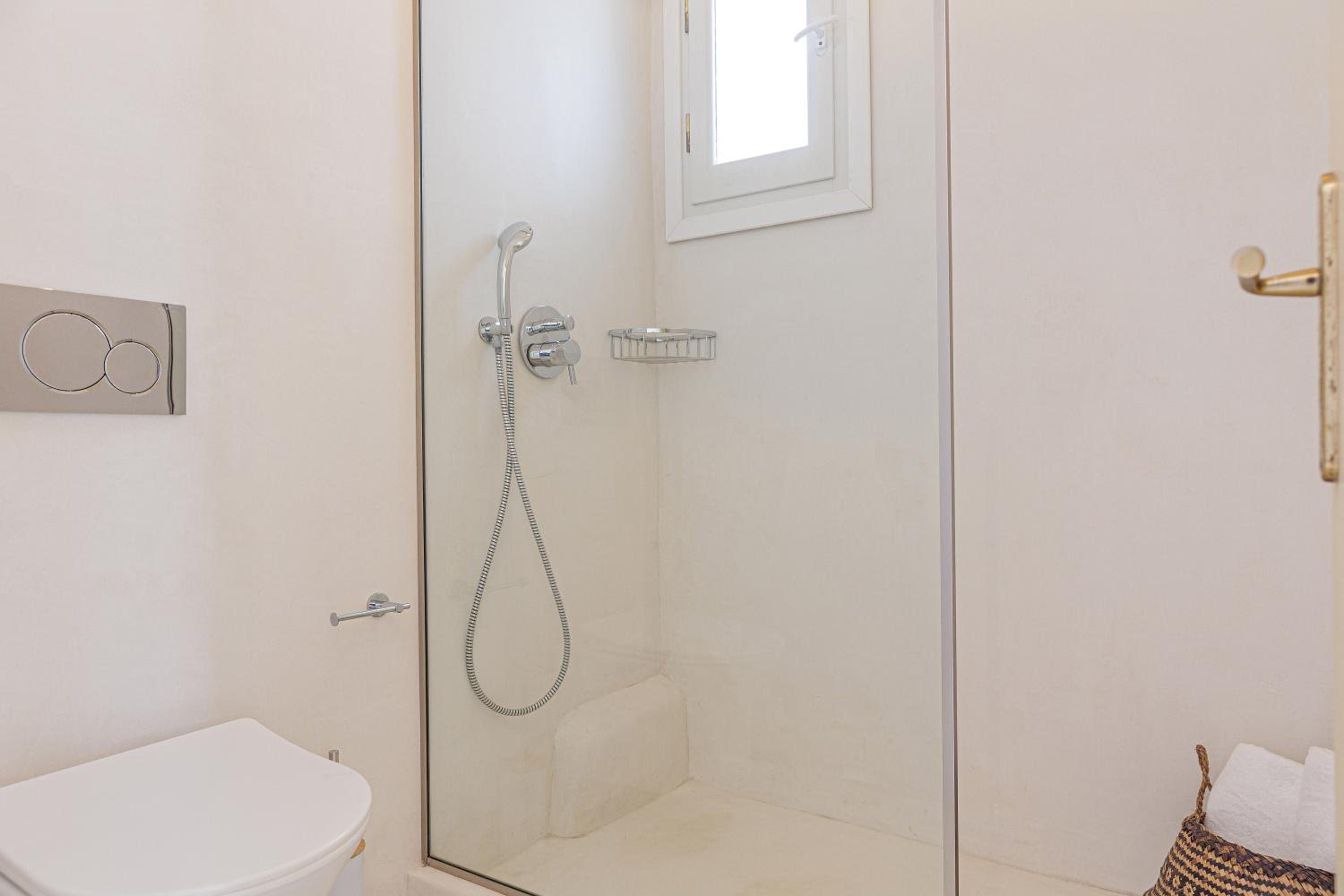 Irida Vacation Suites — photo 57
