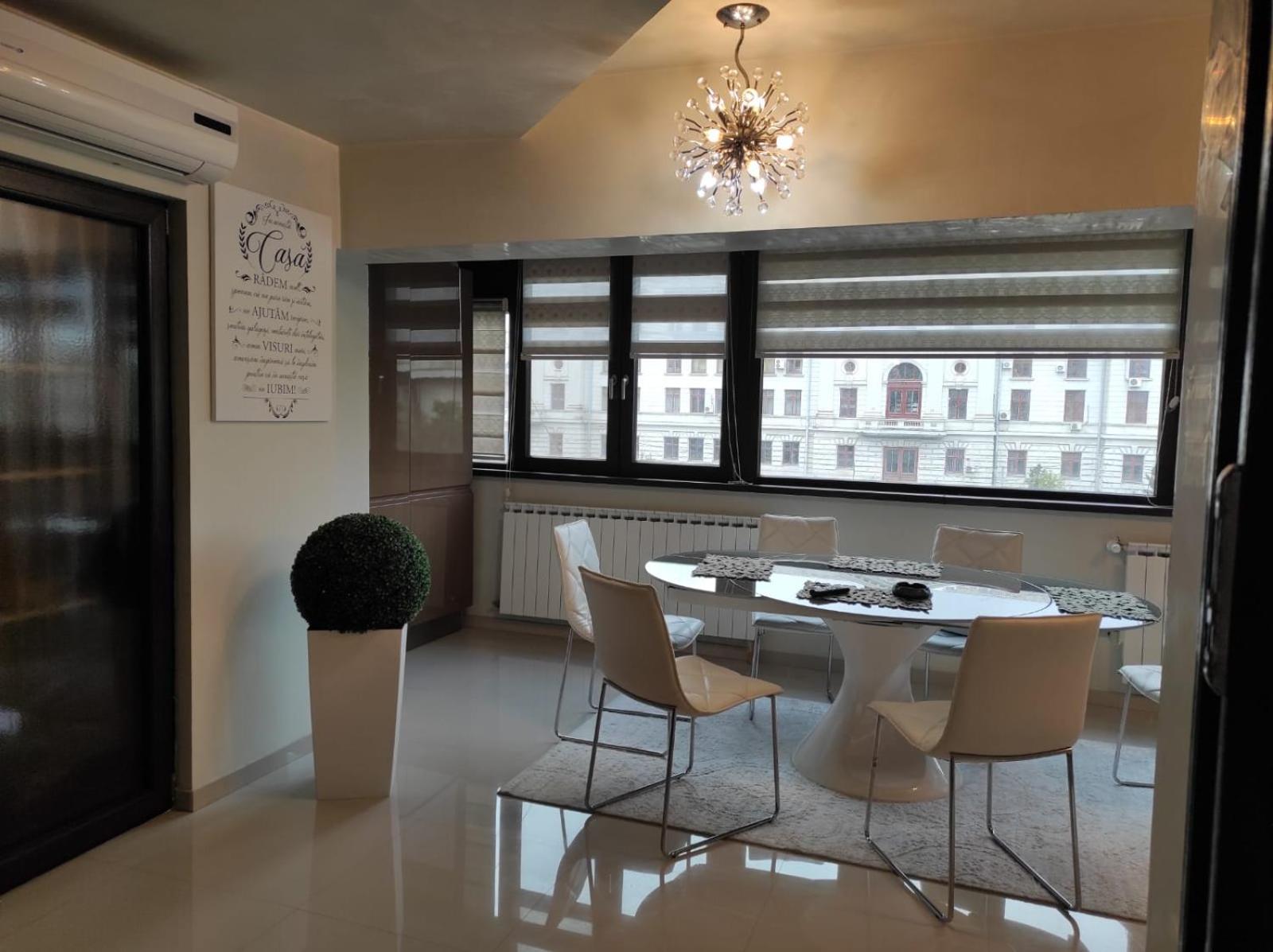 Apartament lux ultracentral view 4