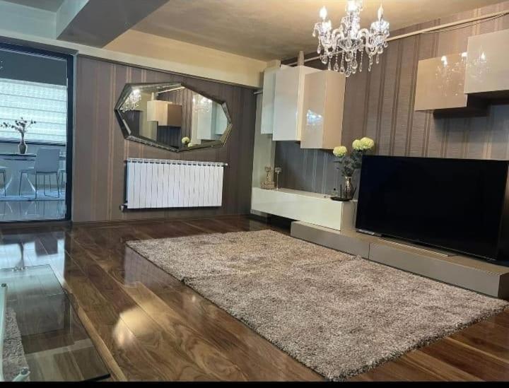 Apartament lux ultracentral view 5