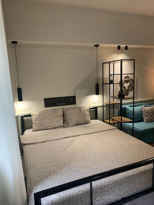 E2G URBAN STAY with Balcony photo 4