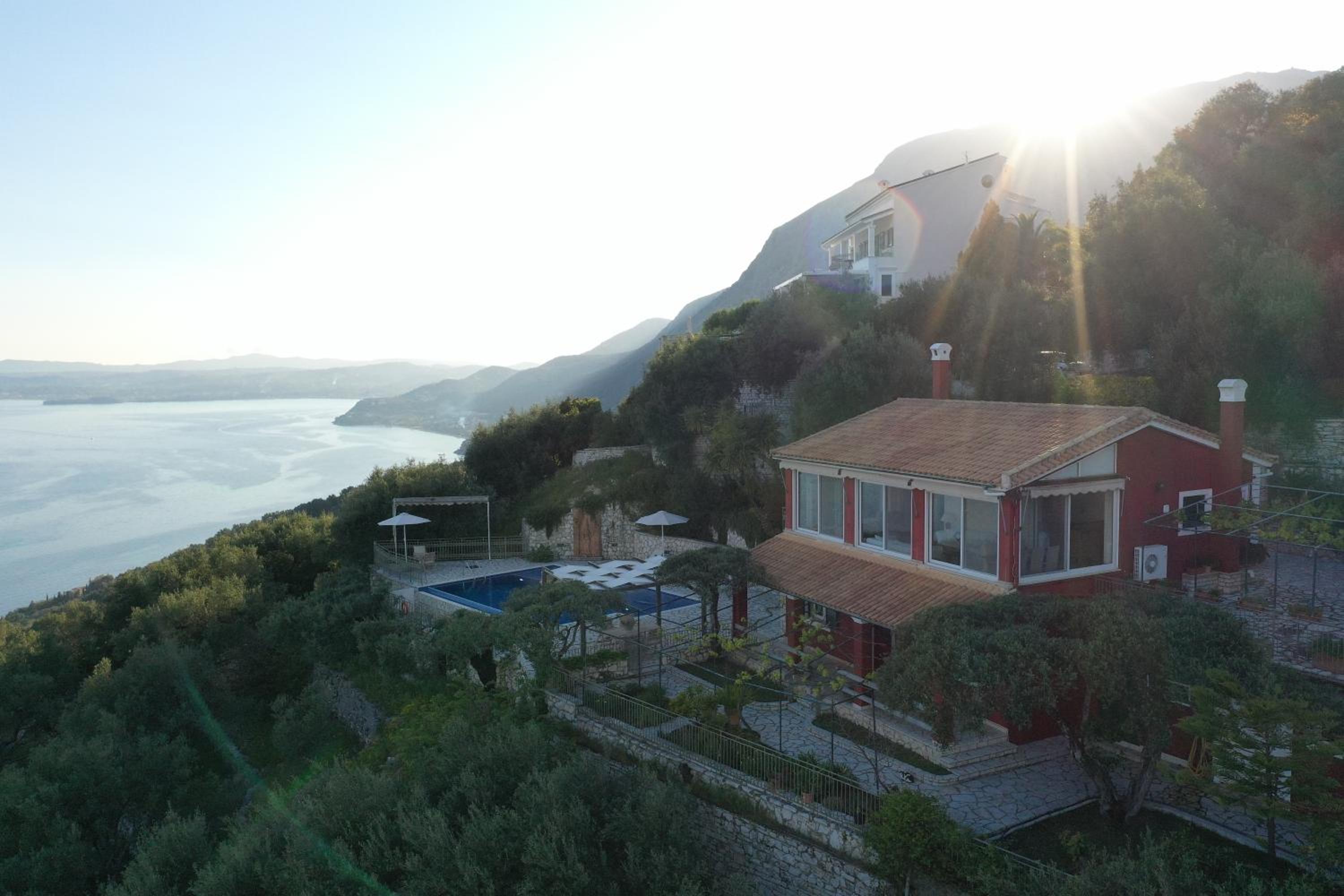 Zeitouni Lodge