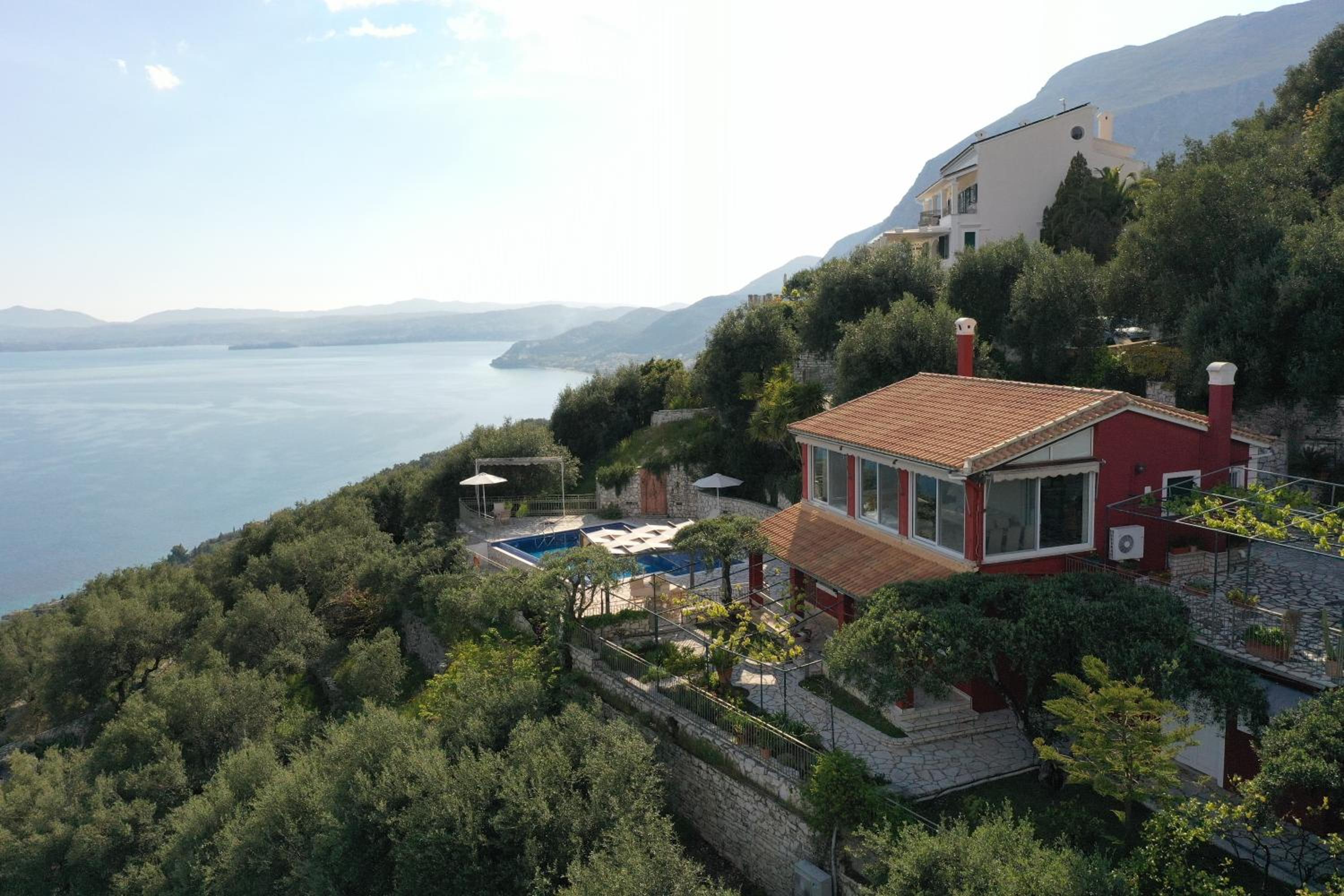 Zeitouni Lodge