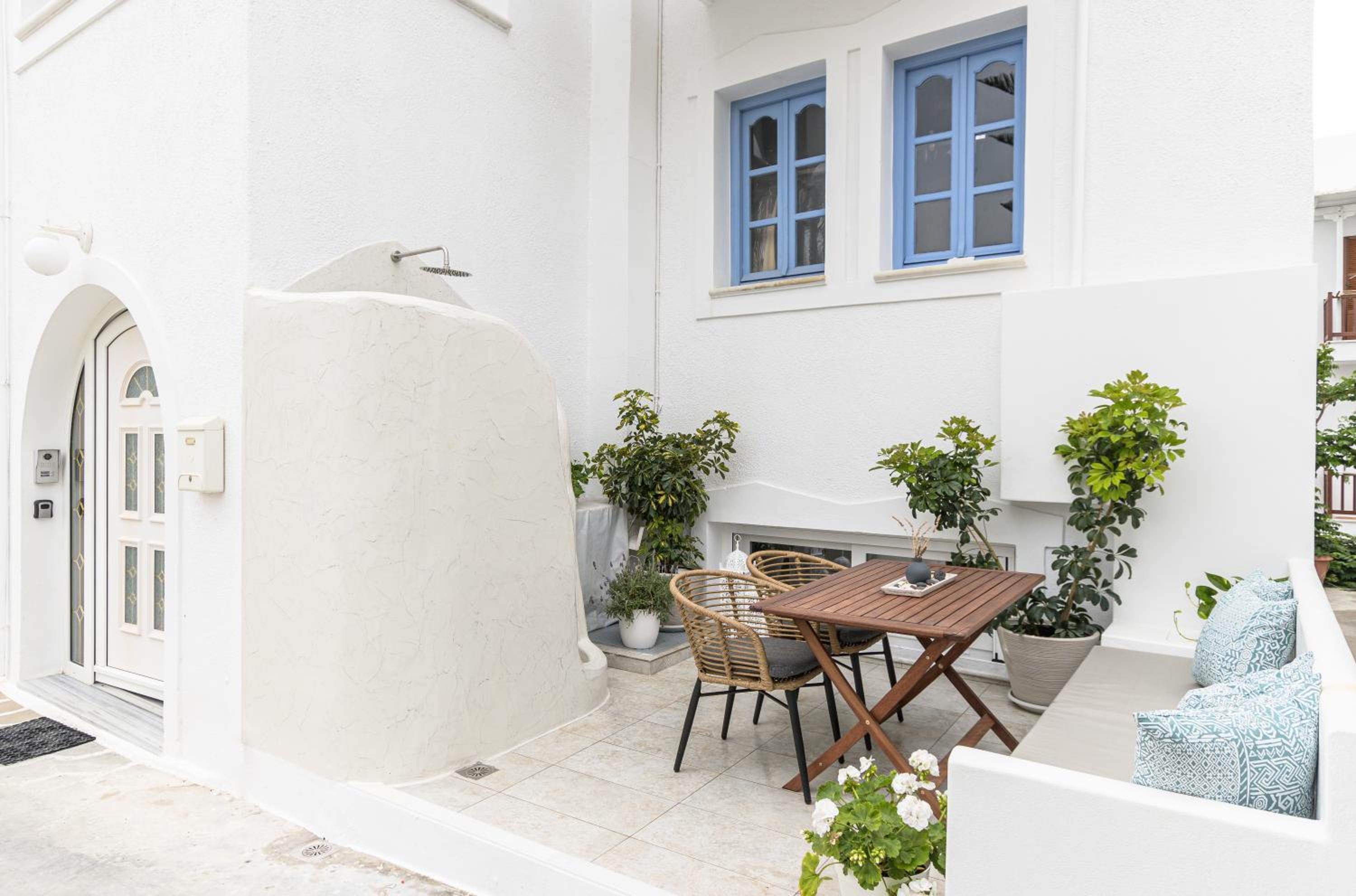 Naxian Nest 2BR Apart Near Beach - Semi Basement photo 1