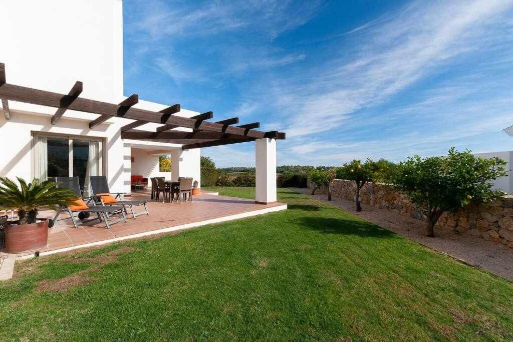 Villa de lujo en las Colinas Golf & Country Club view 2