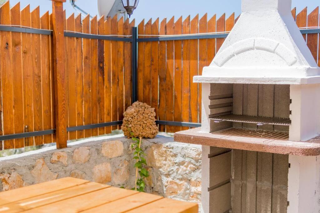 Hidden Bungalow