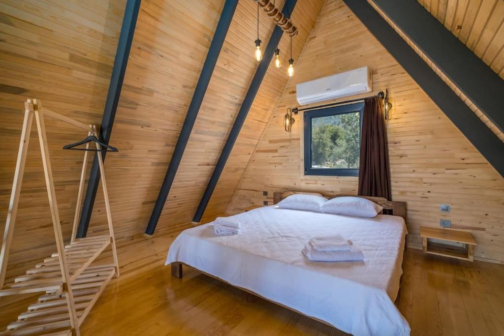 Hidden Bungalow