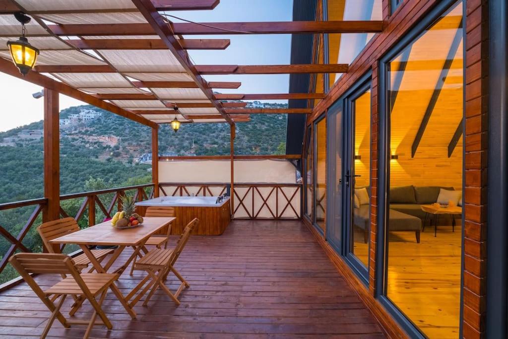 Hidden Bungalow