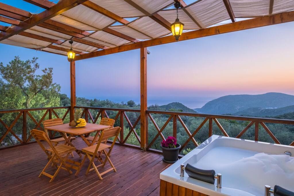 Hidden Bungalow