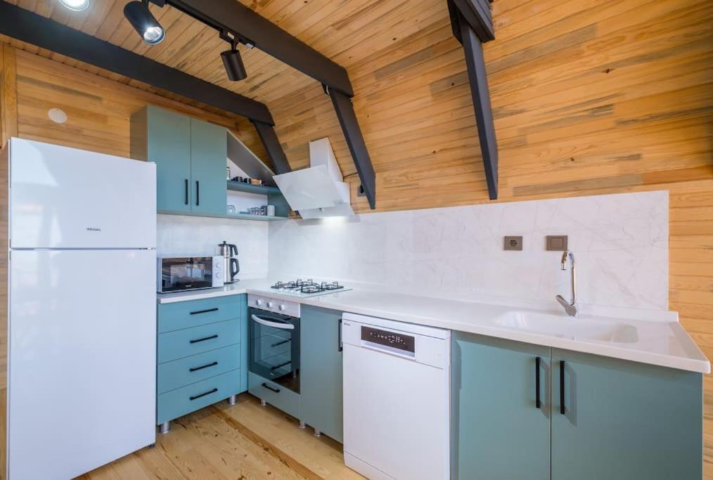 Hidden Bungalow