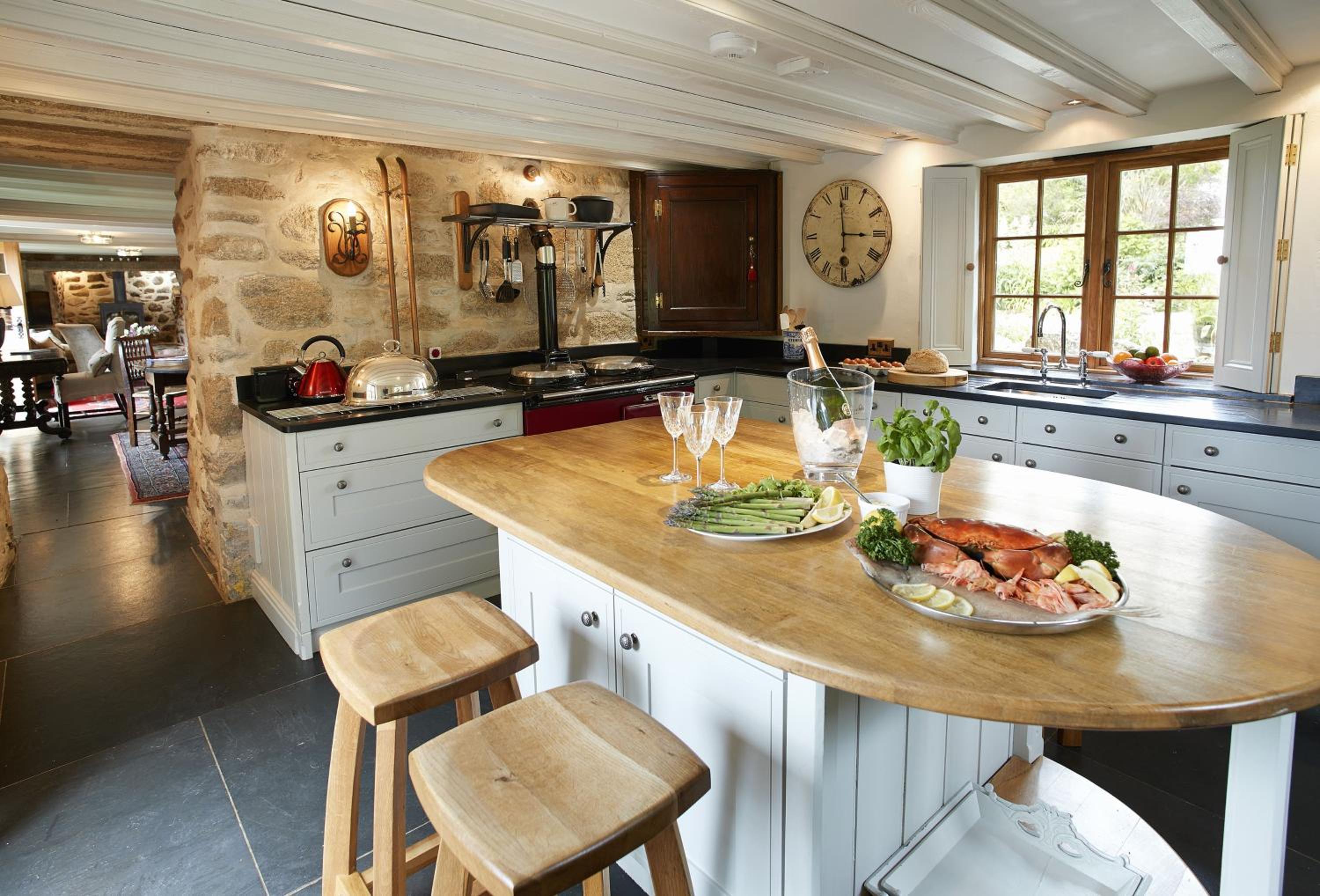 Tregadjack Farmhouse