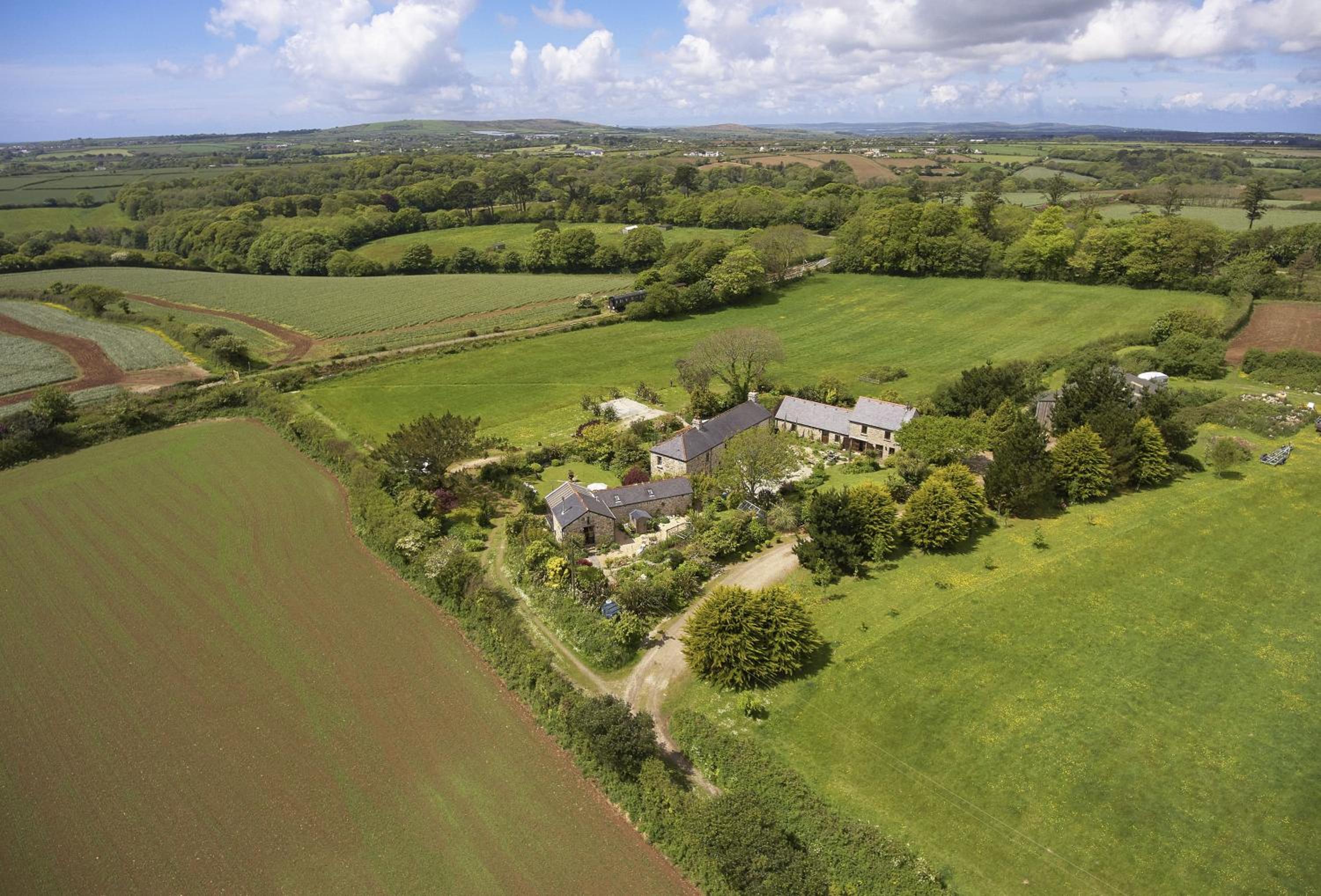 Tregadjack Barn