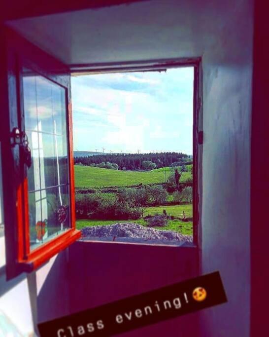 Mary Grays Hideaway 2 Bedroom Irish Cottage with Hot Tub view 5
