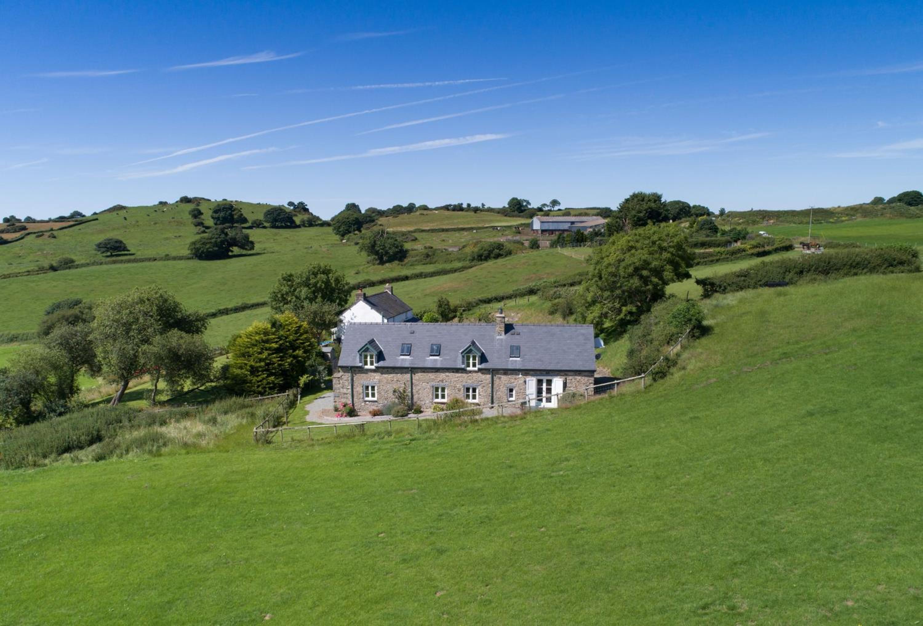Ty Cerrig view 2