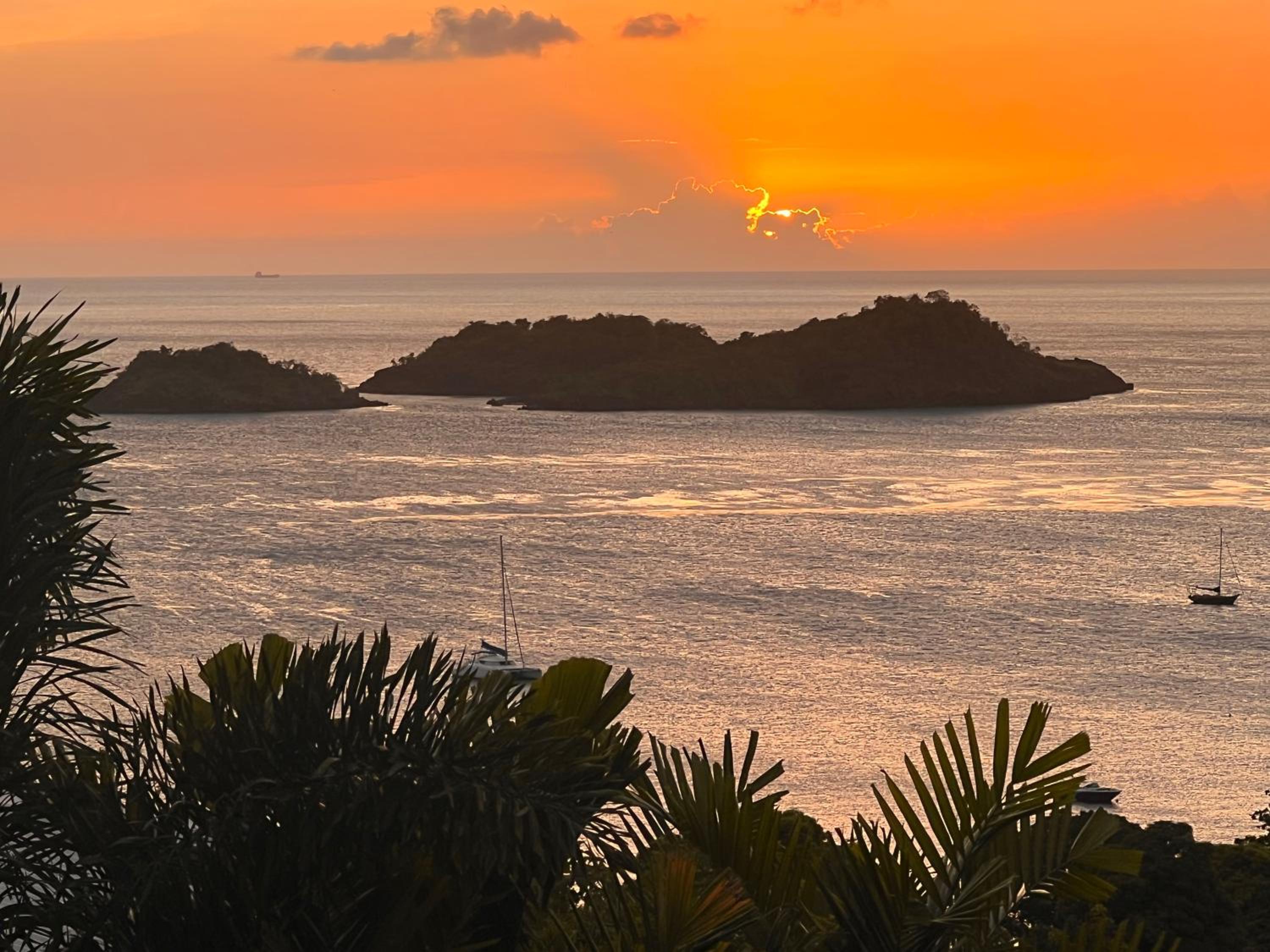 Sunset Palm - Villa Créole avec piscine face au coucher de soleil et à la réserve Cousteau view 3