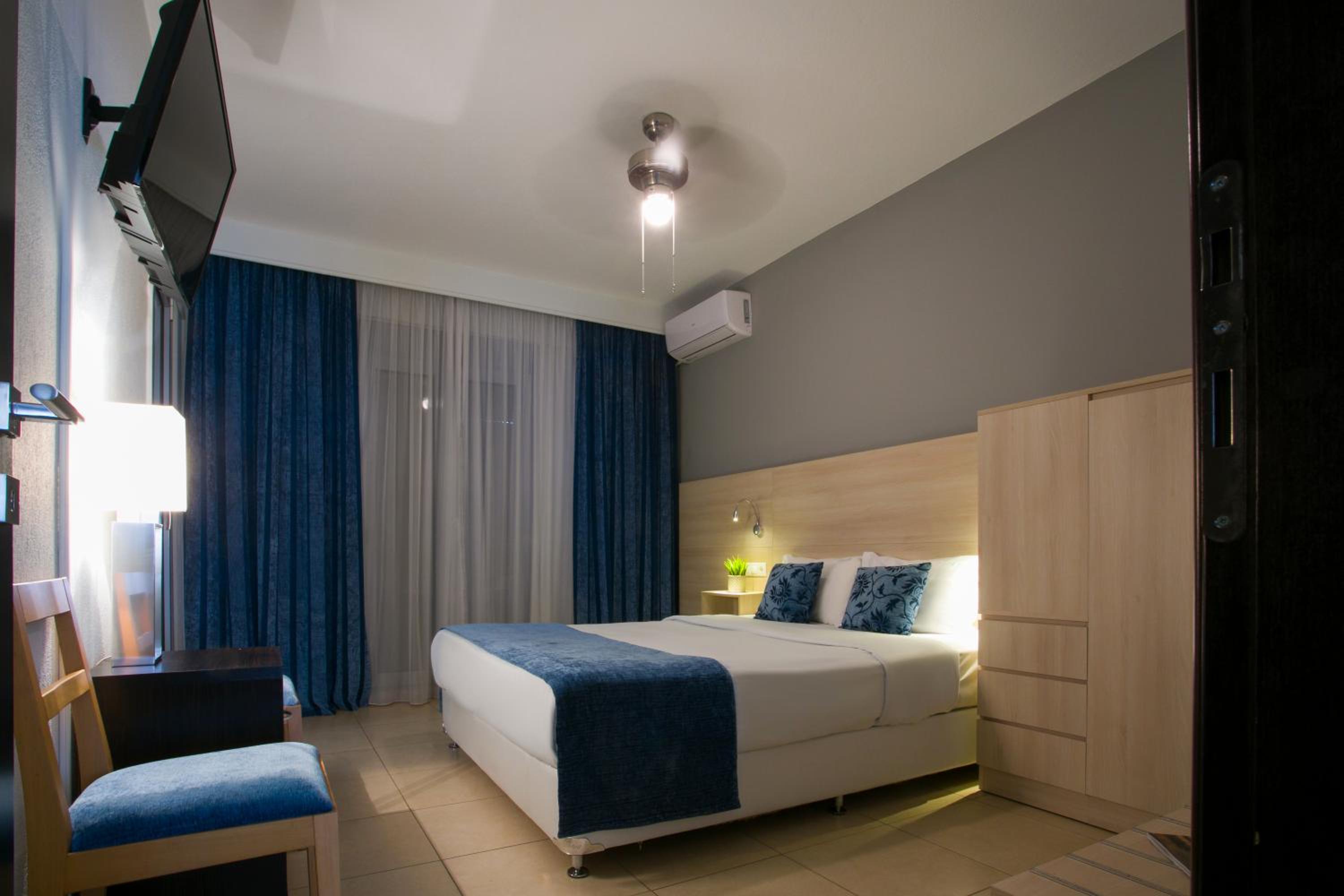 Polis Apartments