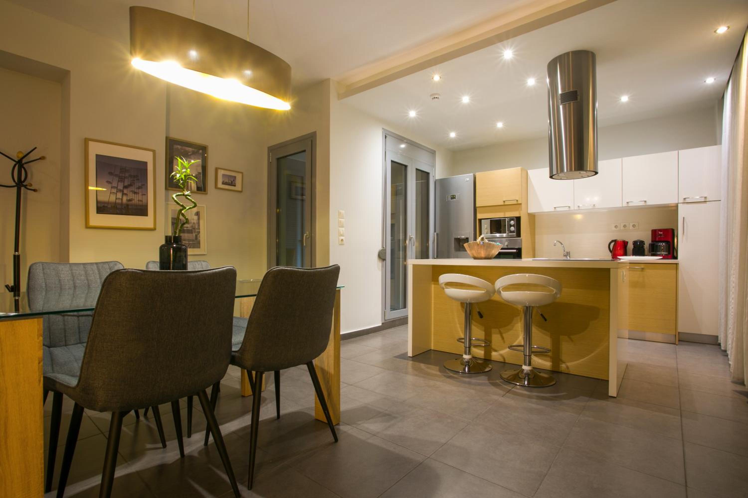 Polis Apartments