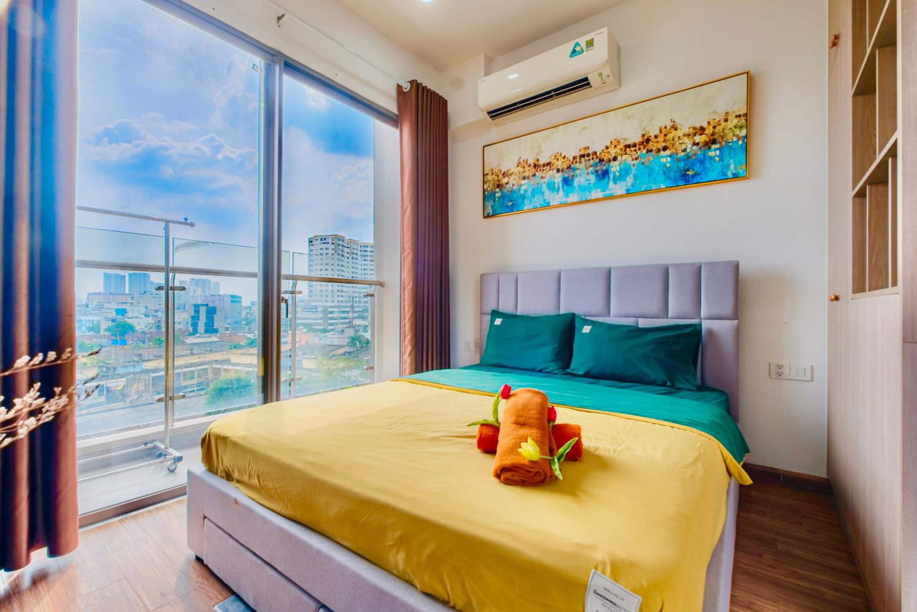 SOJO Lumiere Aparts - Terra Royal, Luxury and Central Spot