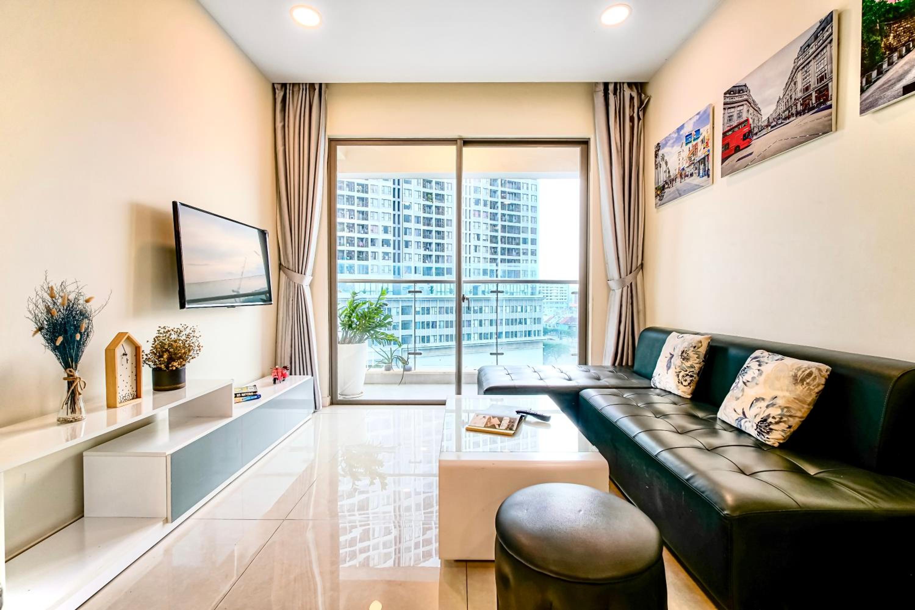 SOJO Lumiere Aparts - Terra Royal, Luxury and Central Spot