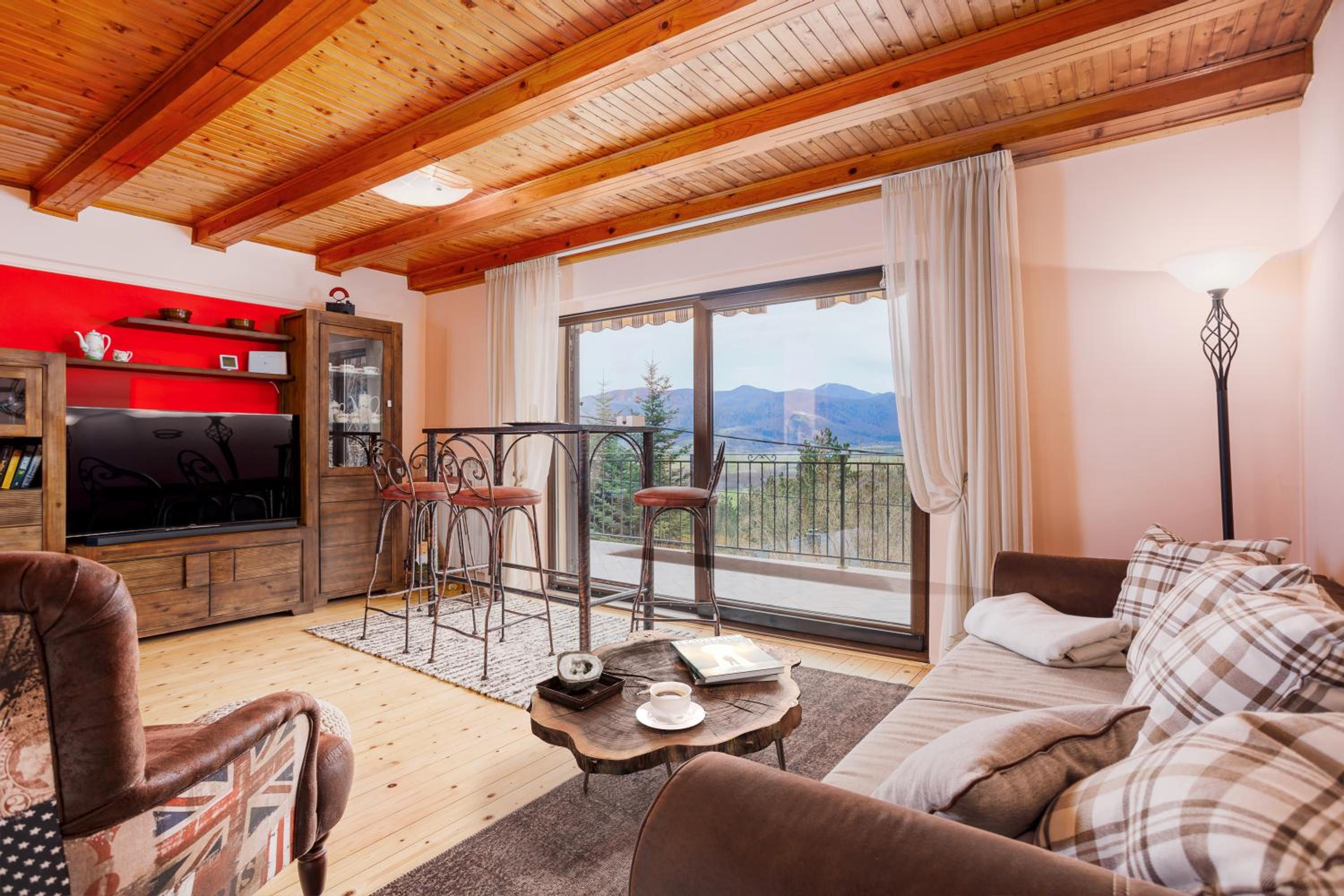 Hillside Lodge, Boutique & Spa view 4