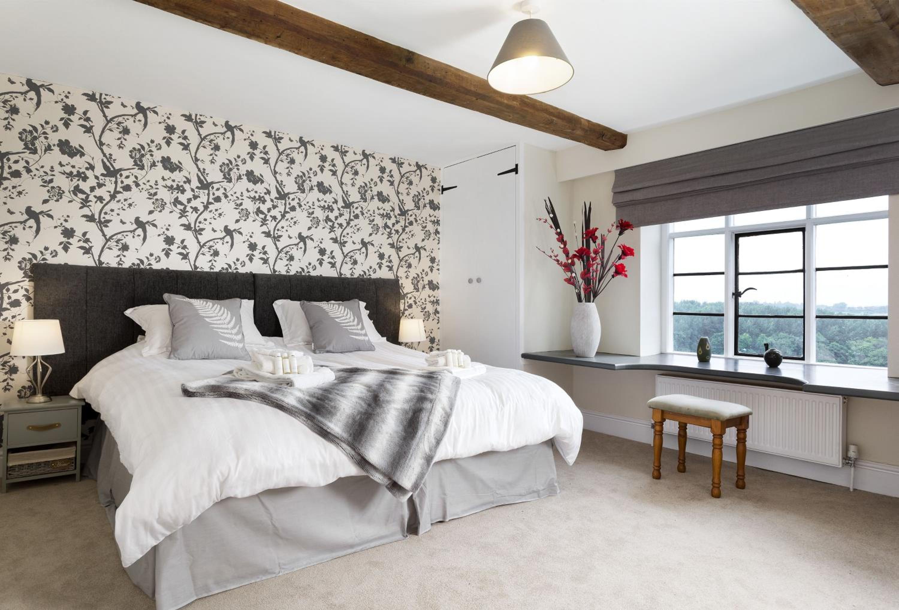 Broad Meadows Farmhouse 8 Guests