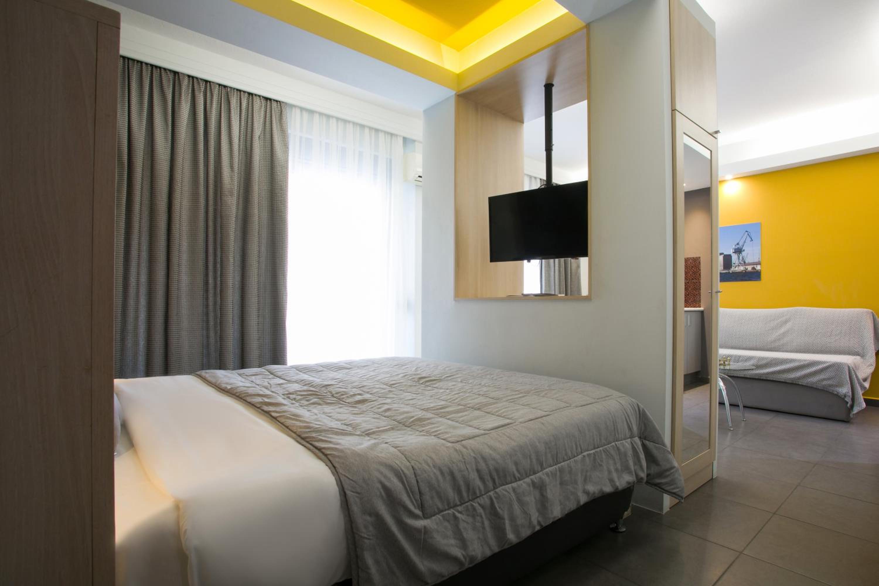 Polis Apartments