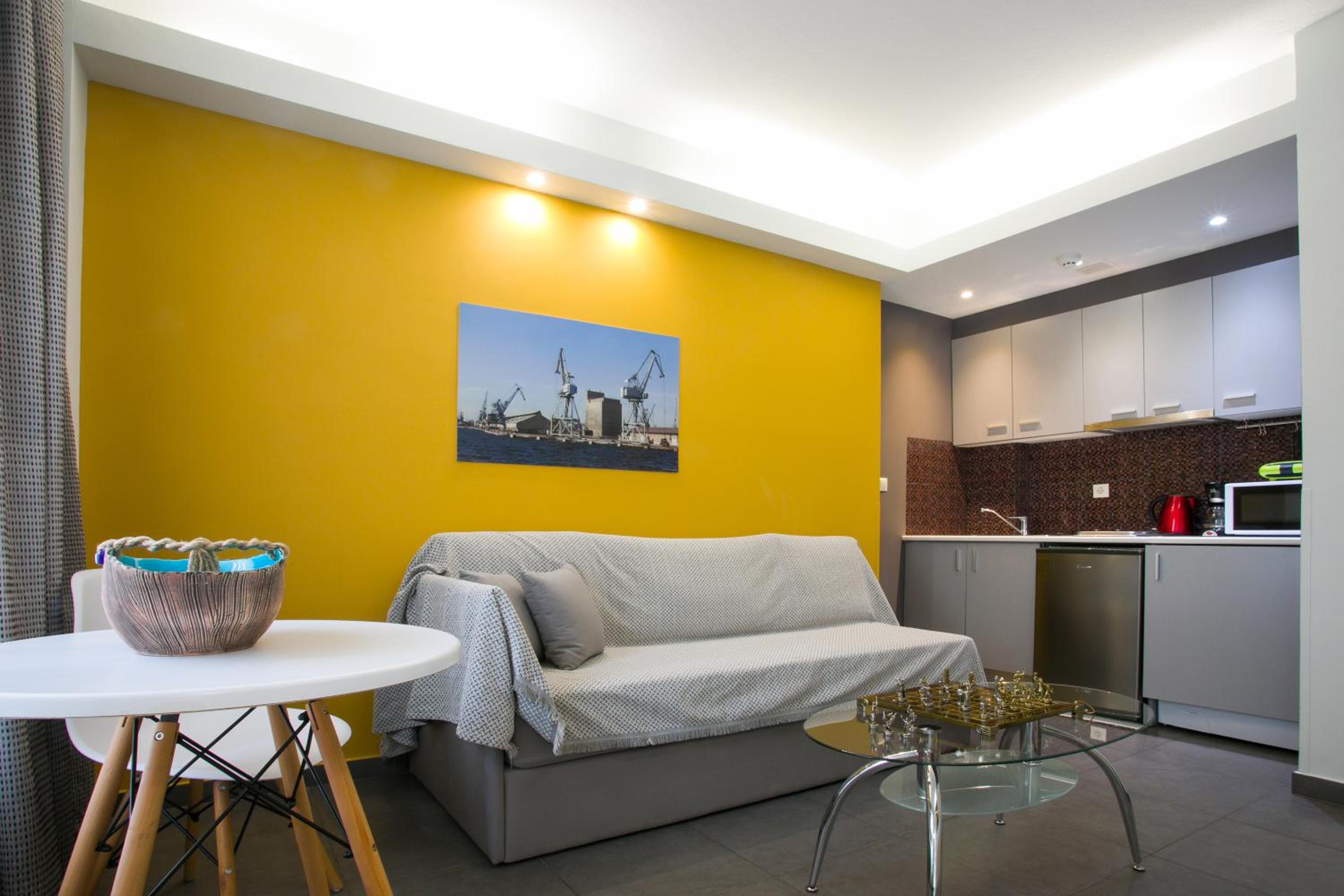 Polis Apartments