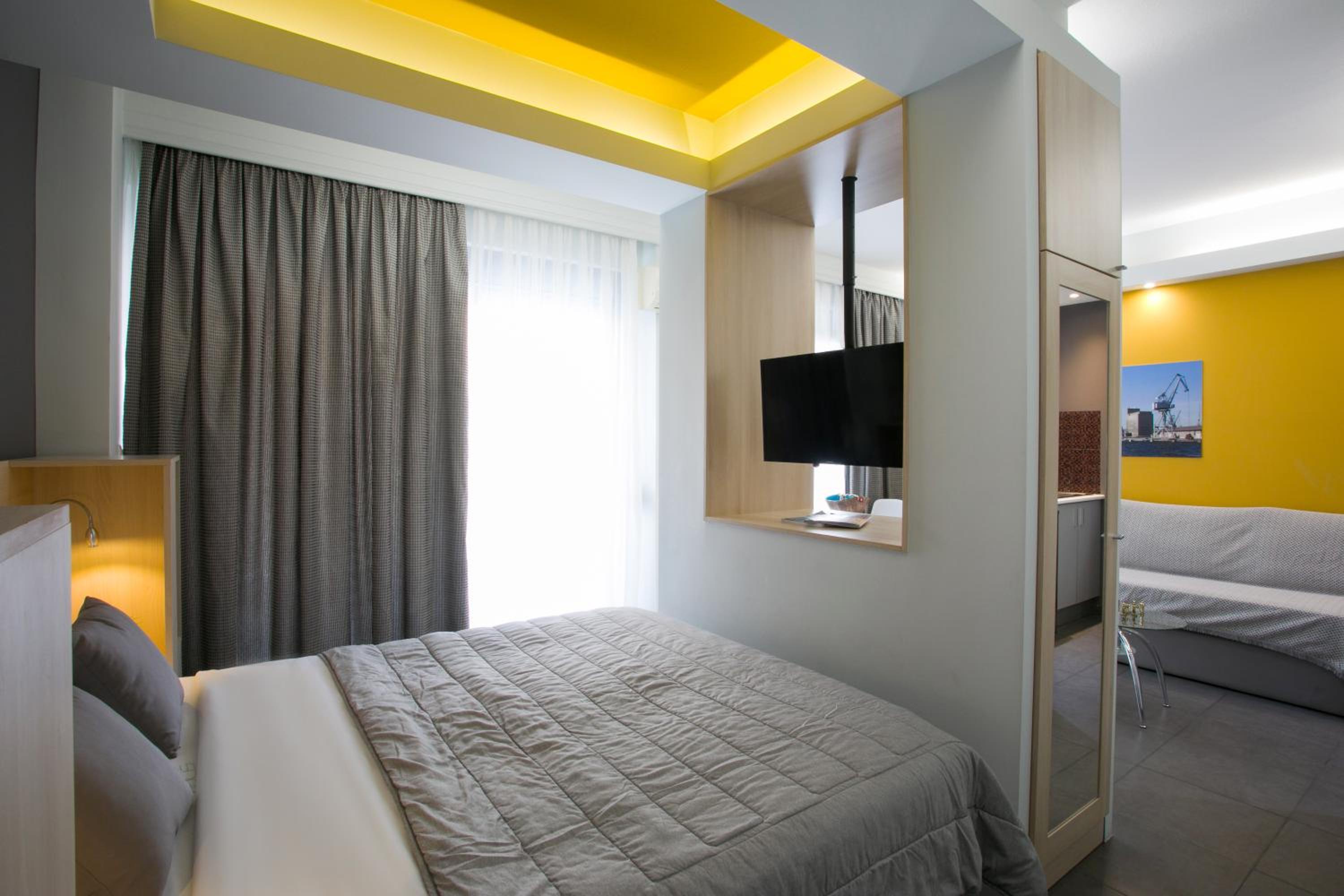 Polis Apartments