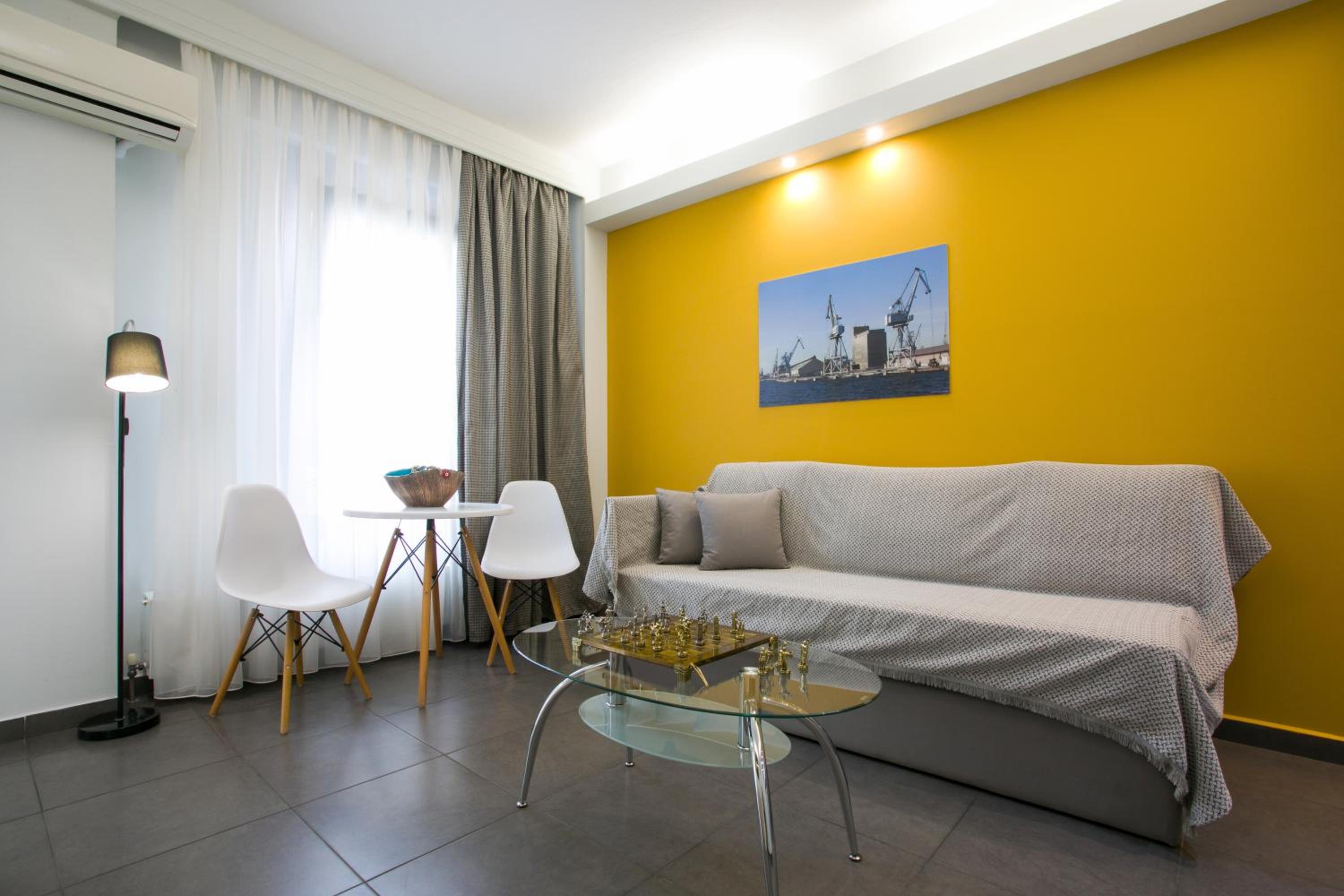 Polis Apartments