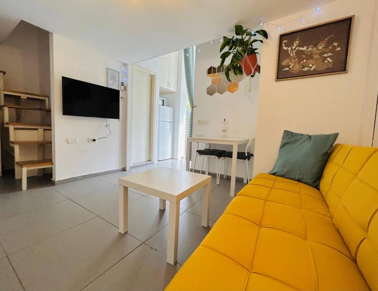 Lev Florentin Apartments
